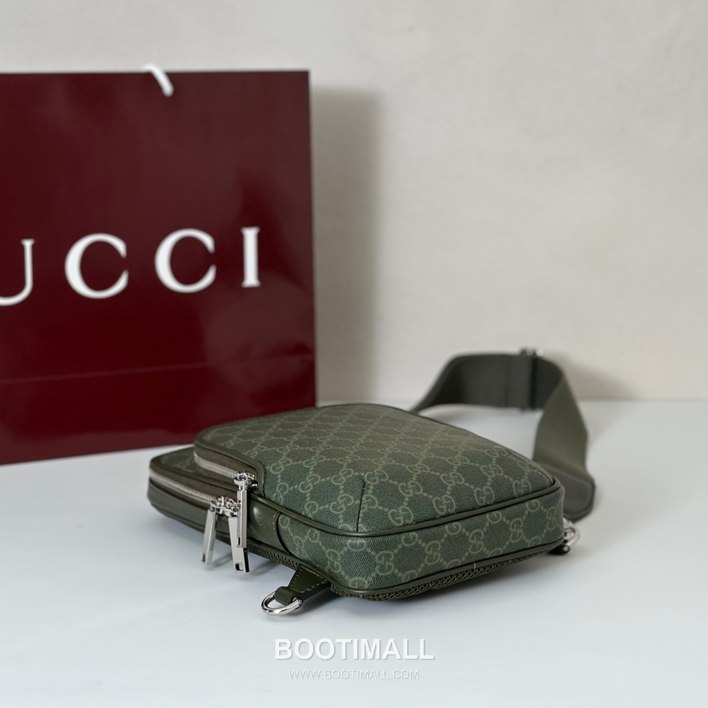 Gucci Black Rubber Leather Mini Crossbody Bag 822073 구찌 블랙 러버 레더 미니 크로스백 17.5cm 4
