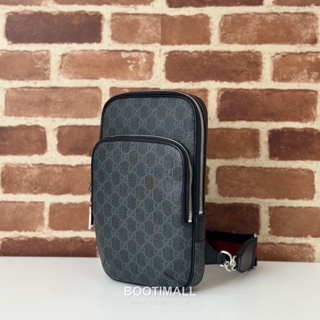 Gucci Black Rubber Leather Mini Crossbody Bag 822073 구찌 블랙 러버 레더 미니 크로스백 17.5cm 2