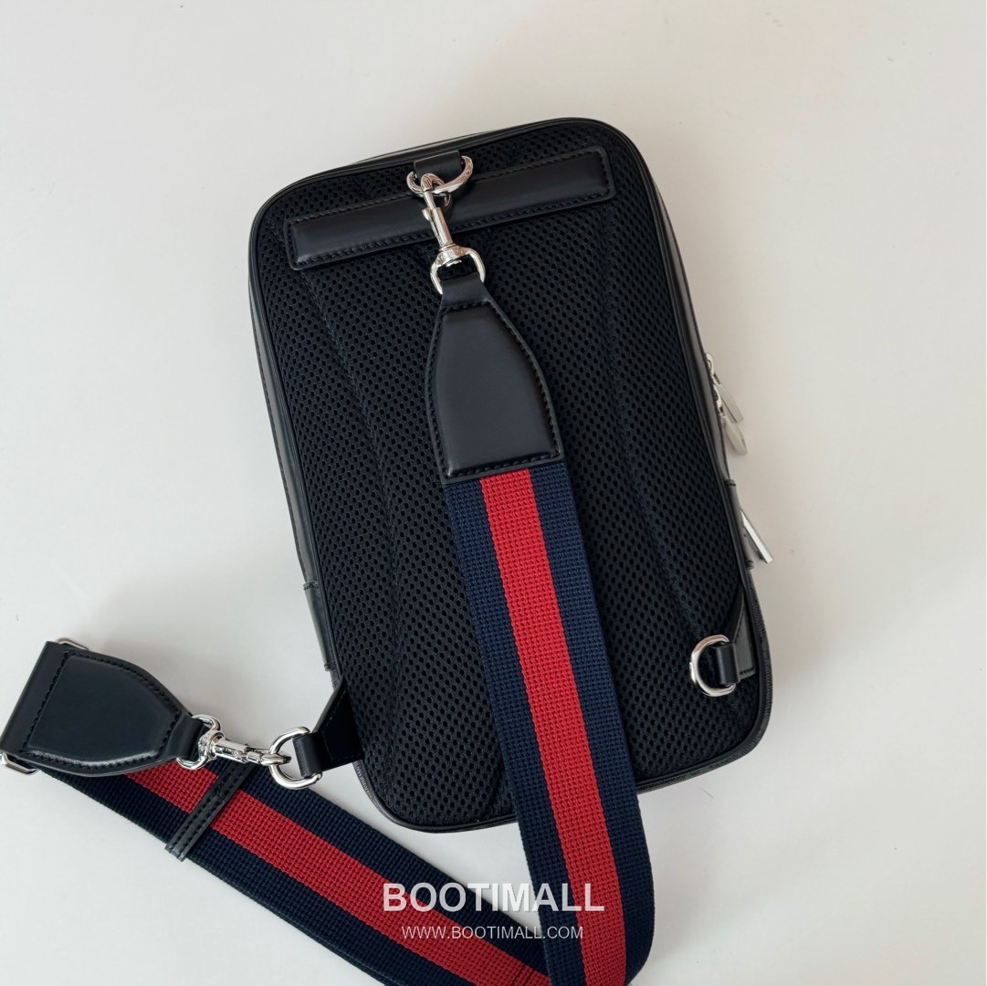 Gucci Black Rubber Leather Mini Crossbody Bag 822073 구찌 블랙 러버 레더 미니 크로스백 17.5cm 5