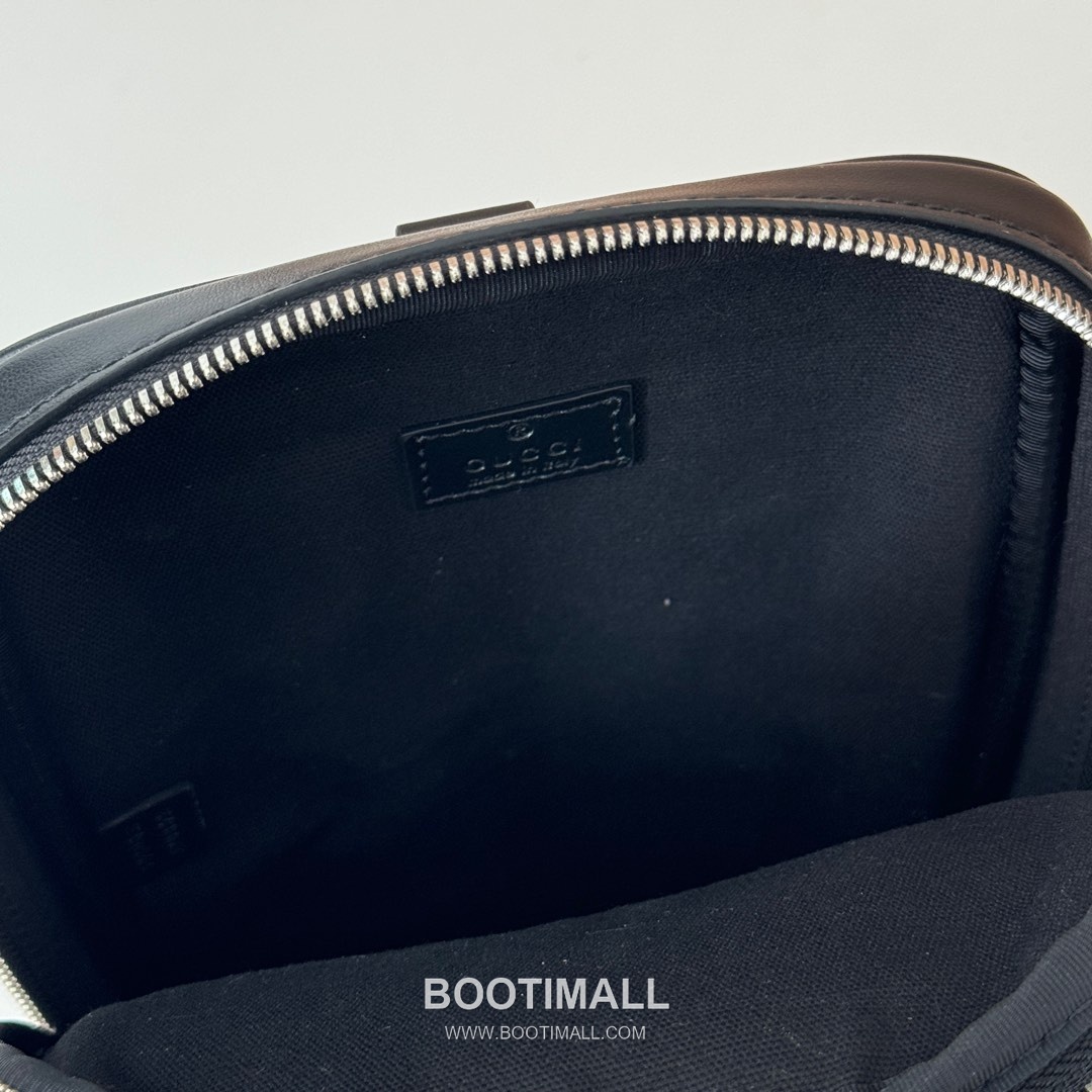 Gucci Black Rubber Leather Mini Crossbody Bag 822073 구찌 블랙 러버 레더 미니 크로스백 17.5cm 6