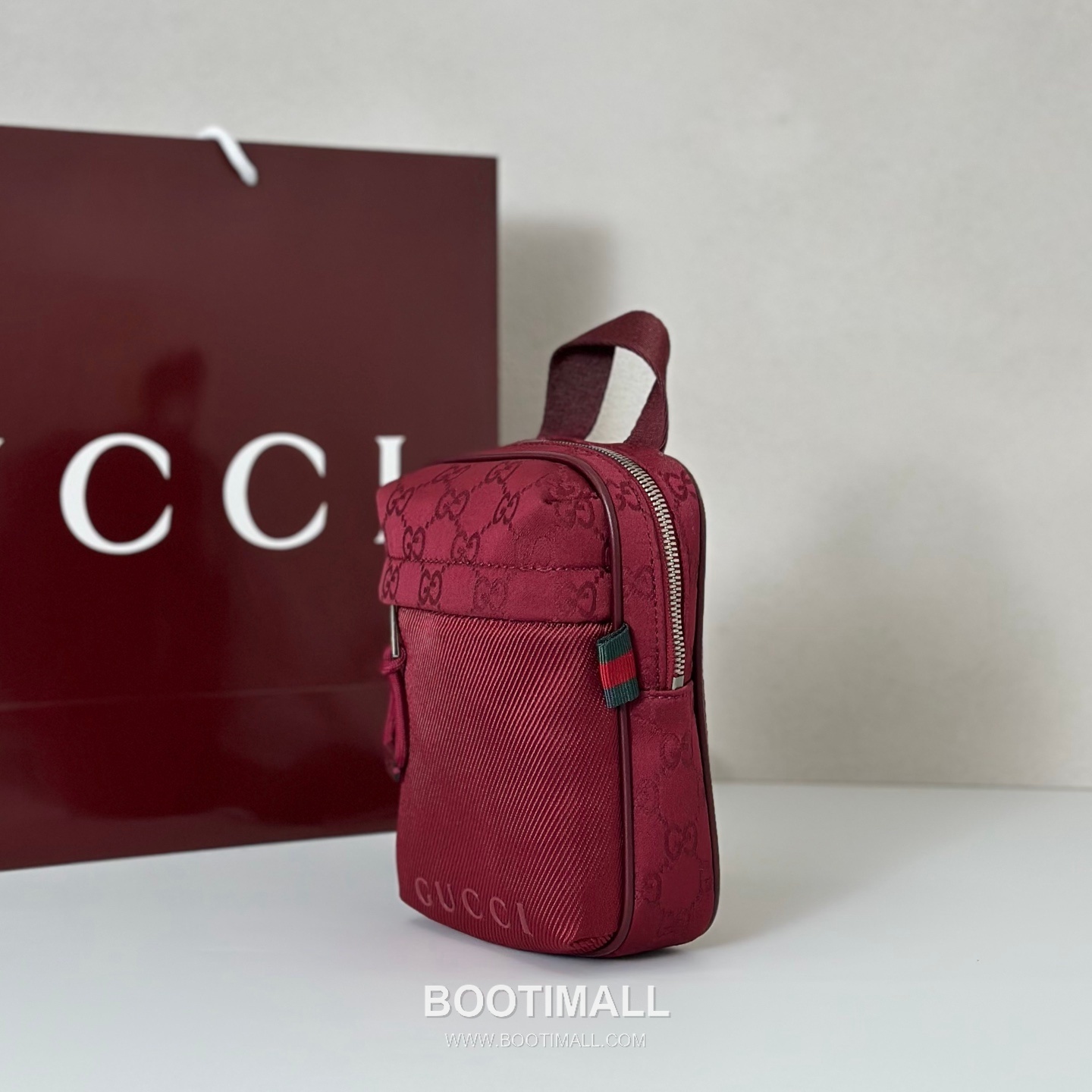 Gucci Red Canvas Mini Crossbody Bag 834274 구찌 레드 캔버스 미니 크로스백 17.5cm 2