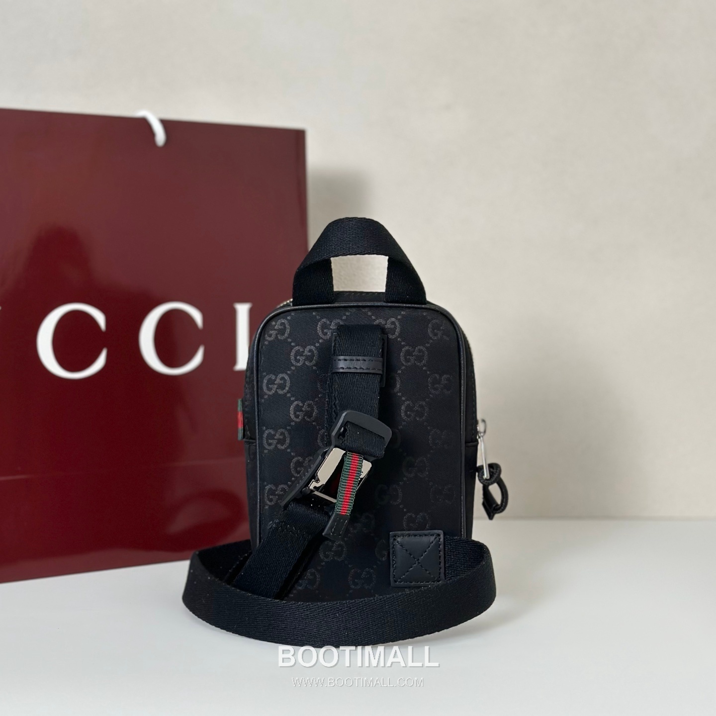 Gucci Red Canvas Mini Crossbody Bag 834274 구찌 레드 캔버스 미니 크로스백 17.5cm 2