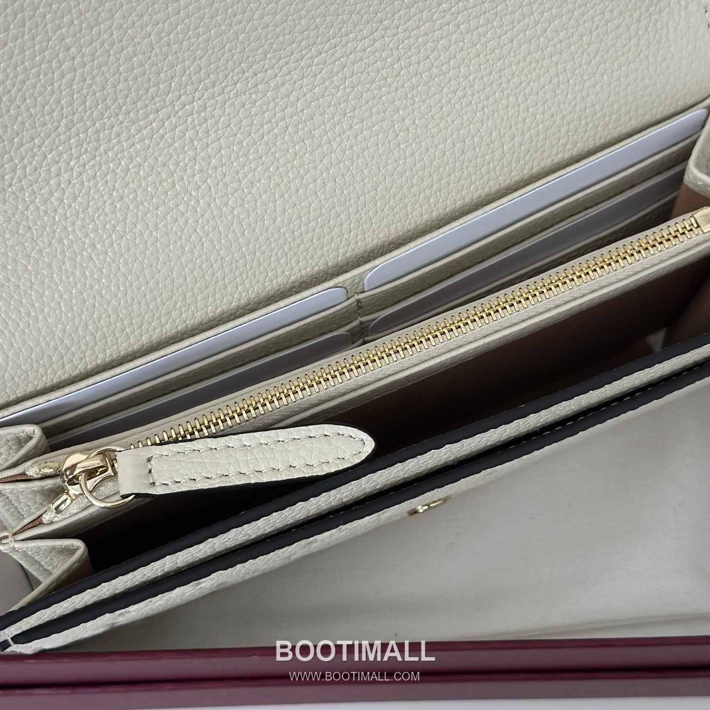 Gucci White Grain Leather Clutch Wallet 815922 구찌 화이트 그레인 레더 클러치 지갑 19cm 4