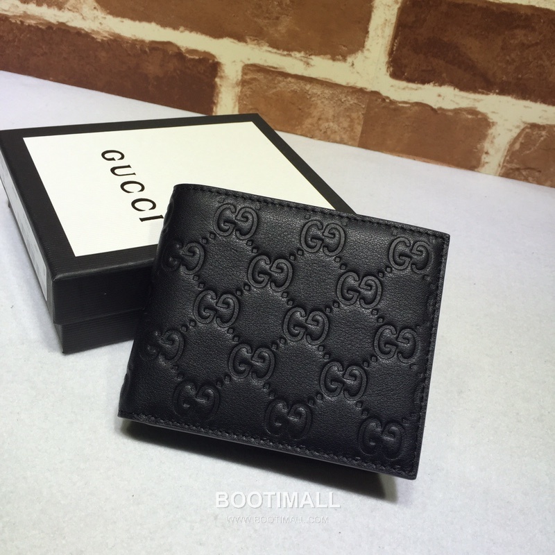 Gucci Black Embossed Leather Bifold Wallet 365466 구찌 블랙 엠보싱 레더 남성 반지갑 10.5cm 1