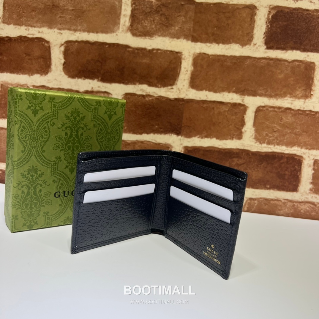 Gucci Beige Rubber Blue Pigskin Pattern Bifold Wallet 597606 구찌 베이지 러버 블루 피그스킨 패턴 남성 반지갑 11cm 3