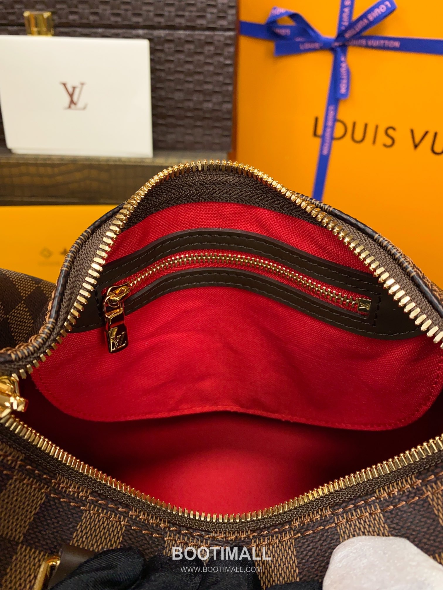 Louis Vuitton Speedy Bandouliere Damier Ebene Coated Canvas Brown Zip Wallet 루이비통 스피디 반둘리에 다미에 에벤 코팅 캔버스 브라운 지퍼 지갑 25cm 18