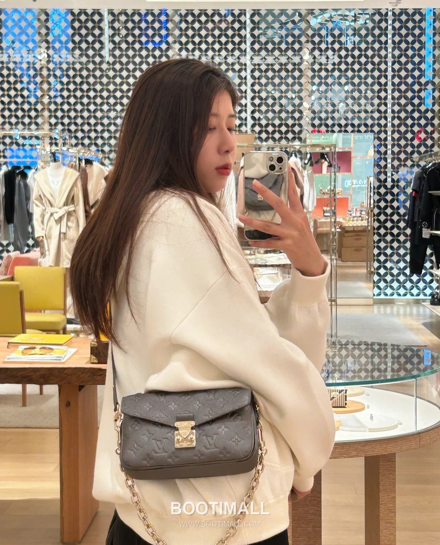 Louis Vuitton Pochette Metis East West Monogram Empreinte Leather Gunmetal Zip Wallet 루이비통 포쉐트 메티스 이스트 웨스트 모노그램 앙프렝뜨 레더 건메탈 지퍼 지갑 1