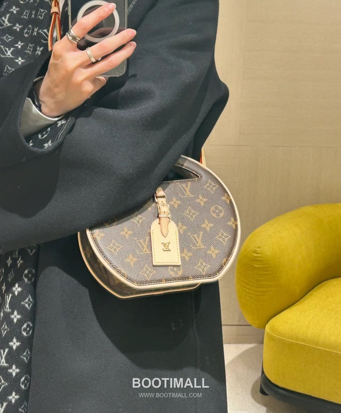 Louis Vuitton Around Me Monogram LV Circle Coated Canvas Brown Card Holder 루이비통 어라운드 미 모노그램 LV 서클 코티드 캔버스 브라운 카드홀더 22.5cm 6
