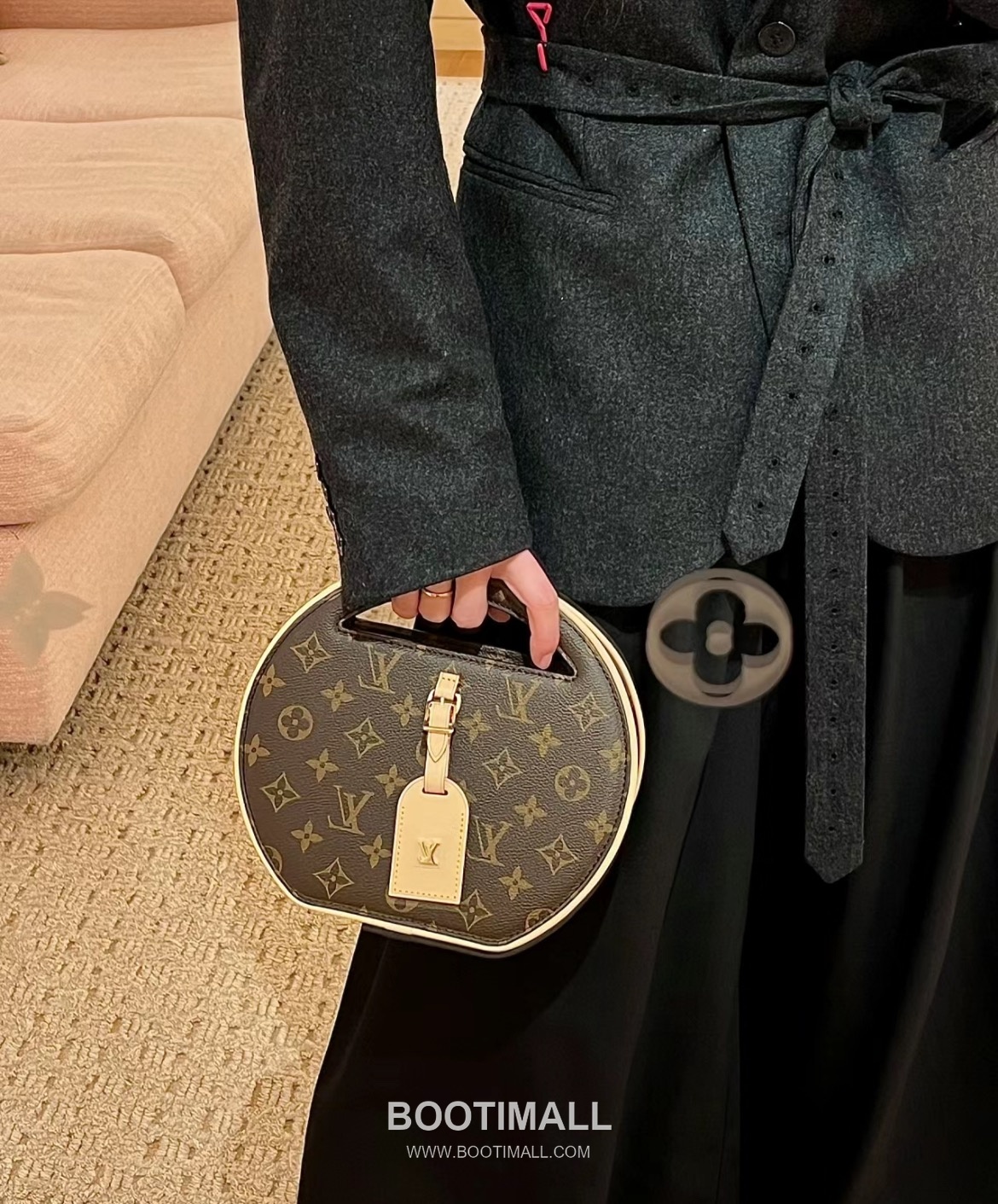 Louis Vuitton Around Me Monogram LV Circle Coated Canvas Brown Card Holder 루이비통 어라운드 미 모노그램 LV 서클 코티드 캔버스 브라운 카드홀더 22.5cm 10