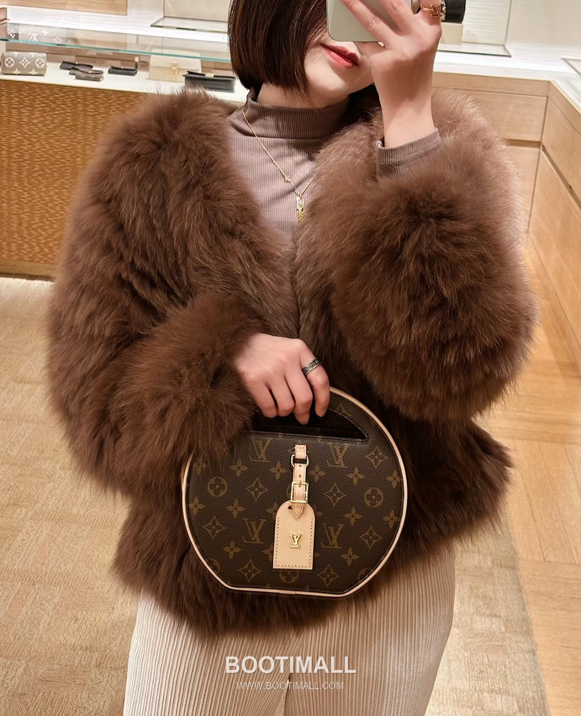 Louis Vuitton Around Me Monogram LV Circle Coated Canvas Brown Card Holder 루이비통 어라운드 미 모노그램 LV 서클 코티드 캔버스 브라운 카드홀더 22.5cm 11