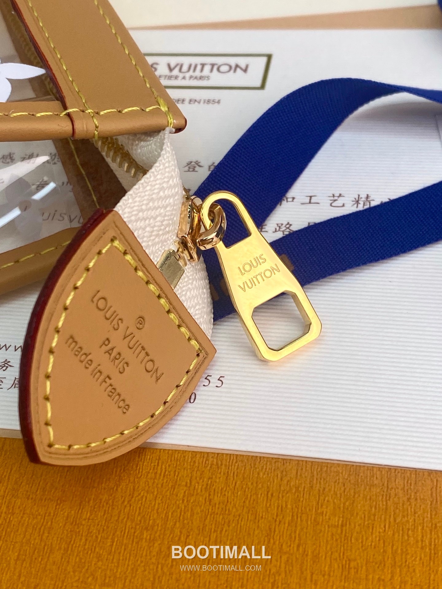 Louis Vuitton Transparent Trio Poche Toilette Pouch Set M11390 루이비통 투명 트리오 포쉐트 토일렛 파우치 세트 25cm 12