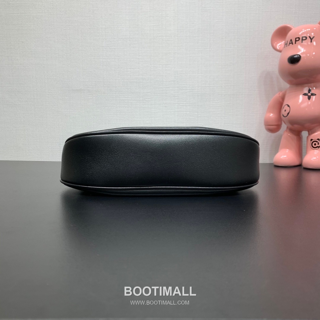 Louis Vuitton Cargo Mini Leather Shoulder Bag M13989 루이비통 카고 미니 레더 숄더백 23cm 12