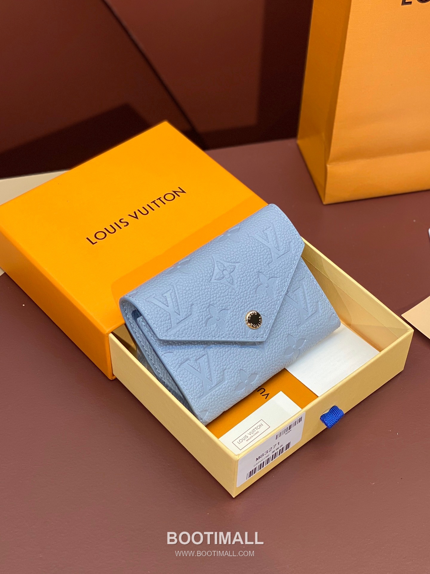 Louis Vuitton Zoe Monogram Empreinte Grained Cowhide Blue Bifold Wallet 루이비통 조에 모노그램 앙프렝뜨 M83271 그레인드 소가죽 블루 반지갑 12cm 1