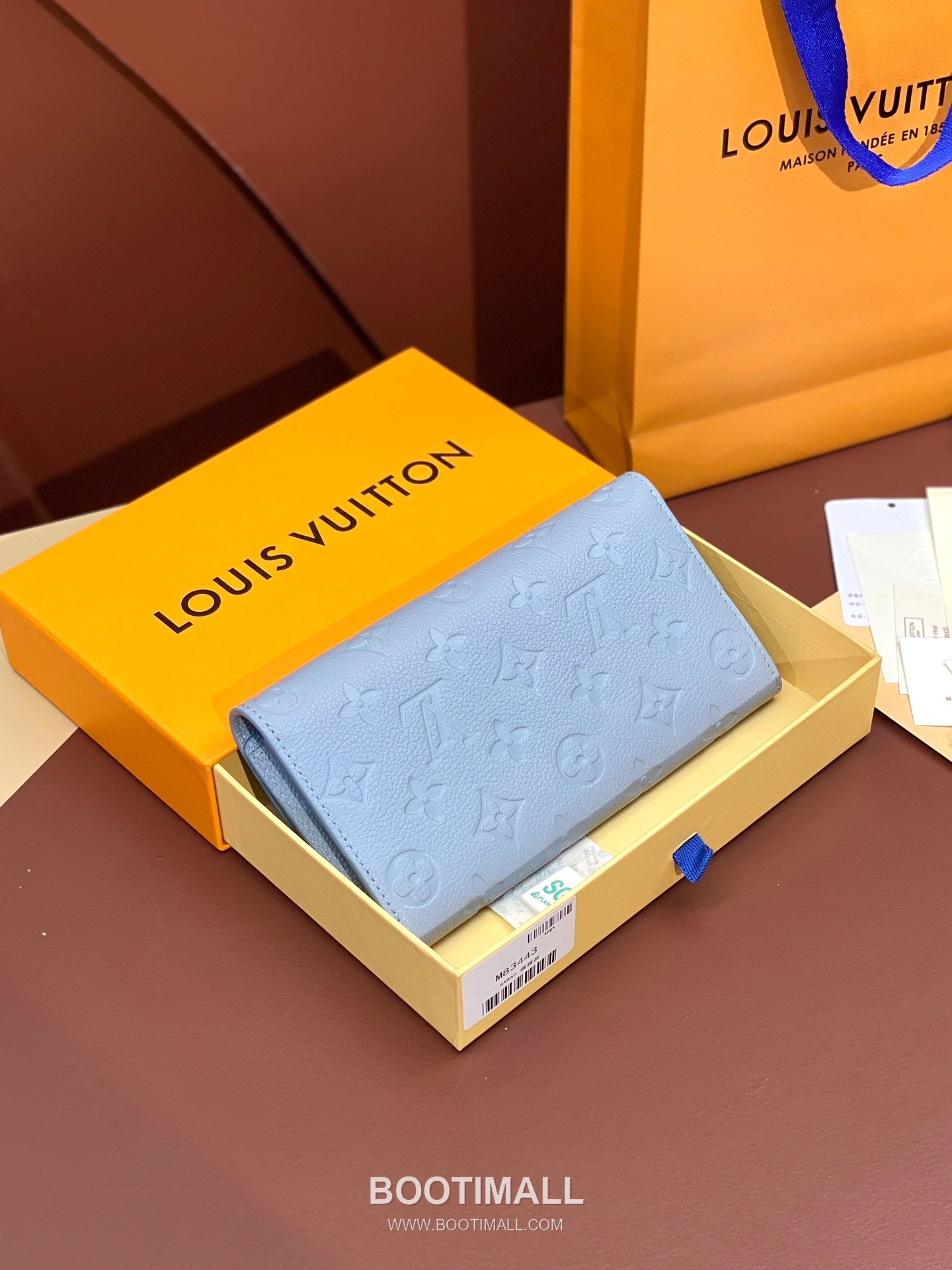 Louis Vuitton Sarah Monogram Empreinte Embossed Cowhide Haze Blue Long Wallet 루이비통 사라 모노그램 앙프렝뜨 M83443 엠보싱 소가죽 안개 블루 장지갑 19cm 2