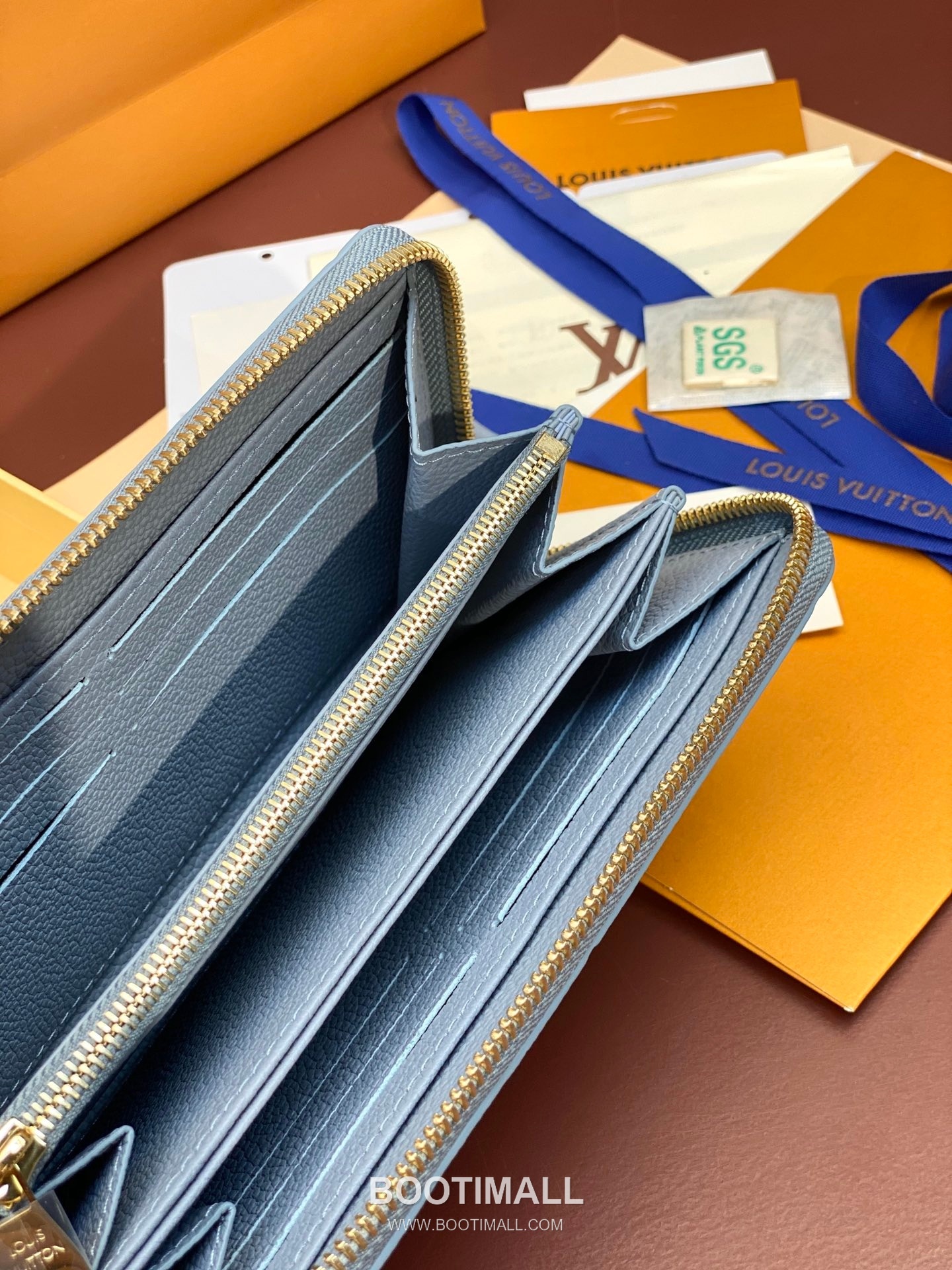 Louis Vuitton Zippy Monogram Empreinte Grained Cowhide Blue Zip Wallet 루이비통 지피 모노그램 앙프렝뜨 M82926 그레인드 소가죽 블루 지퍼 장지갑 20cm 4