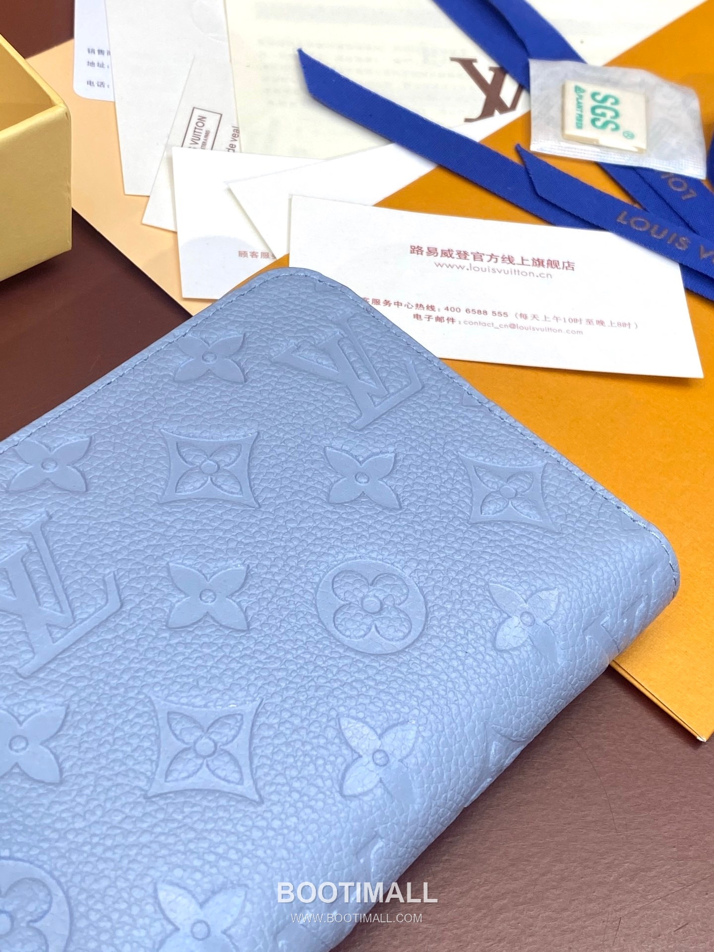 Louis Vuitton Zippy Monogram Empreinte Grained Cowhide Blue Zip Wallet 루이비통 지피 모노그램 앙프렝뜨 M82926 그레인드 소가죽 블루 지퍼 장지갑 20cm 7