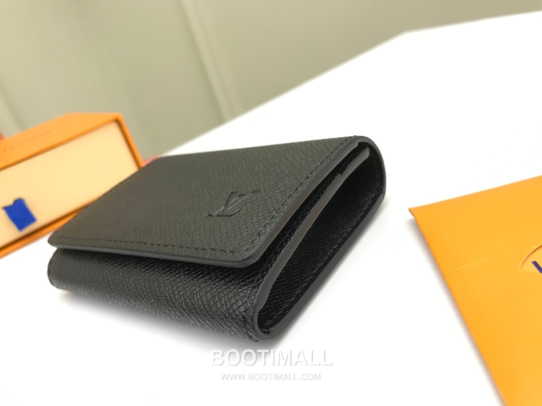 Louis Vuitton Enveloppe Carte de Visite Monogram Coated Canvas Black Card Holder 루이비통 앙벨로프 카르트 드 비지트 모노그램 M64021 코팅 캔버스 블랙 카드홀더 11cm 4