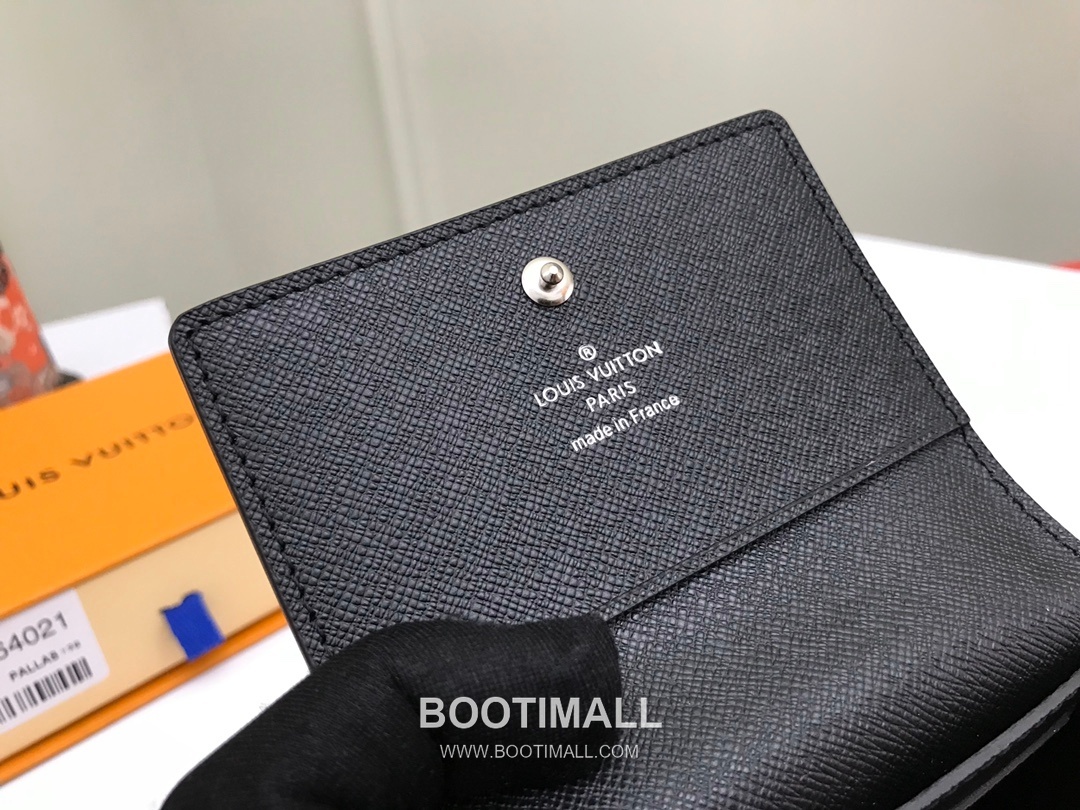 Louis Vuitton Enveloppe Carte de Visite Monogram Coated Canvas Black Card Holder 루이비통 앙벨로프 카르트 드 비지트 모노그램 M64021 코팅 캔버스 블랙 카드홀더 11cm 8