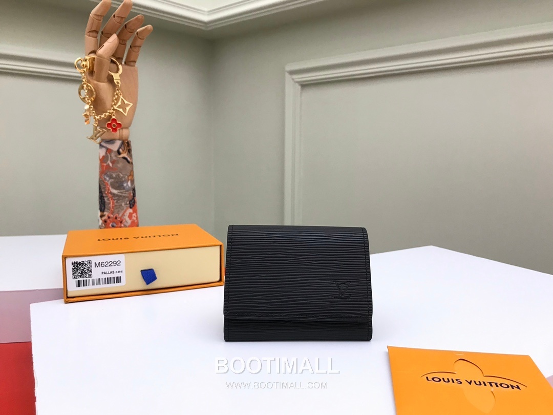 Louis Vuitton Enveloppe Carte de Visite Monogram Coated Canvas Black Card Holder 루이비통 앙벨로프 카르트 드 비지트 모노그램 코팅 캔버스 블랙 카드홀더 11cm 1