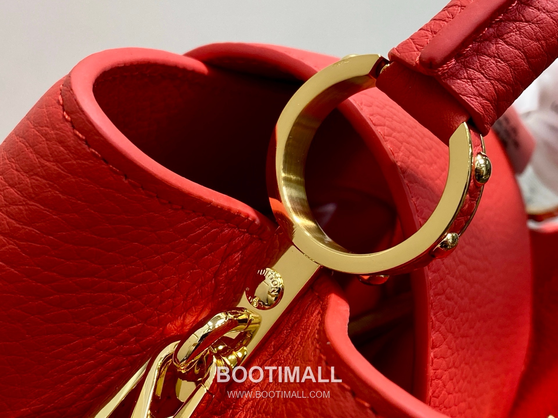 Louis Vuitton Capucines BB Taurillon Leather Chain Bag M28197 루이비통 카퓌신 BB 토리옹 레더 체인백 31cm 8