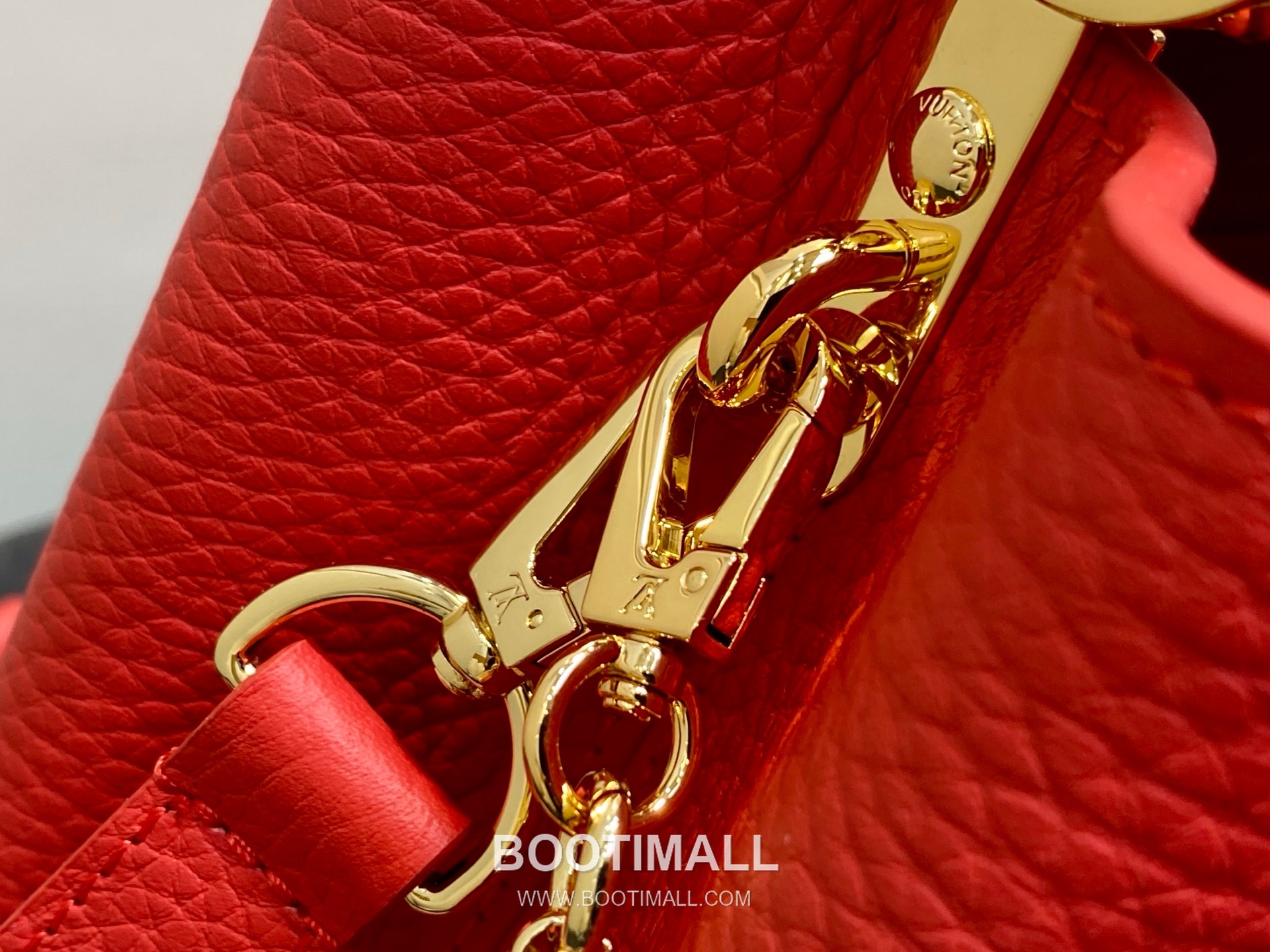 Louis Vuitton Capucines BB Taurillon Leather Chain Bag M28197 루이비통 카퓌신 BB 토리옹 레더 체인백 27cm 6