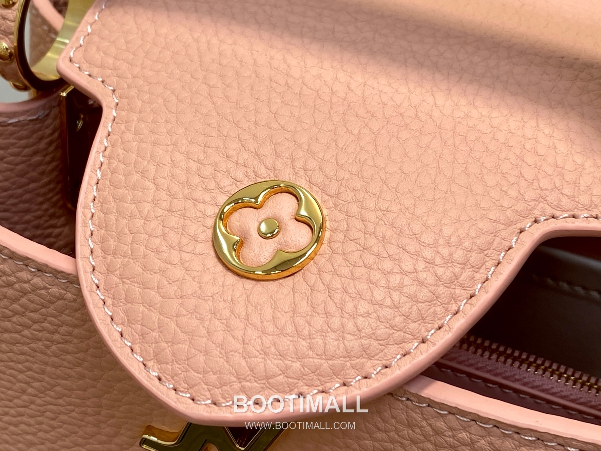 Louis Vuitton Capucines BB Taurillon Leather Chain Bag M28197 루이비통 카퓌신 BB 토리옹 레더 체인백 27cm 7