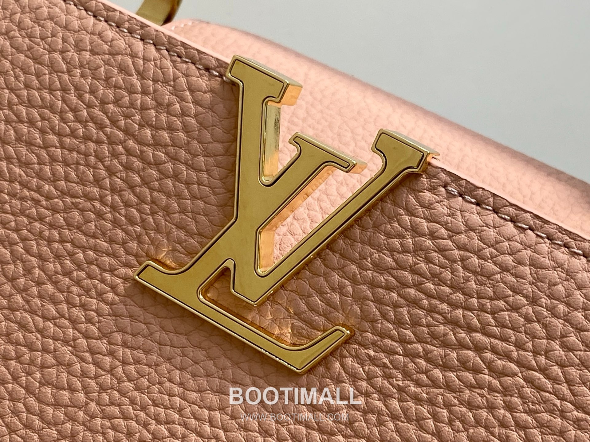 Louis Vuitton Capucines BB Taurillon Leather Chain Bag M28197 루이비통 카퓌신 BB 토리옹 레더 체인백 31cm 6