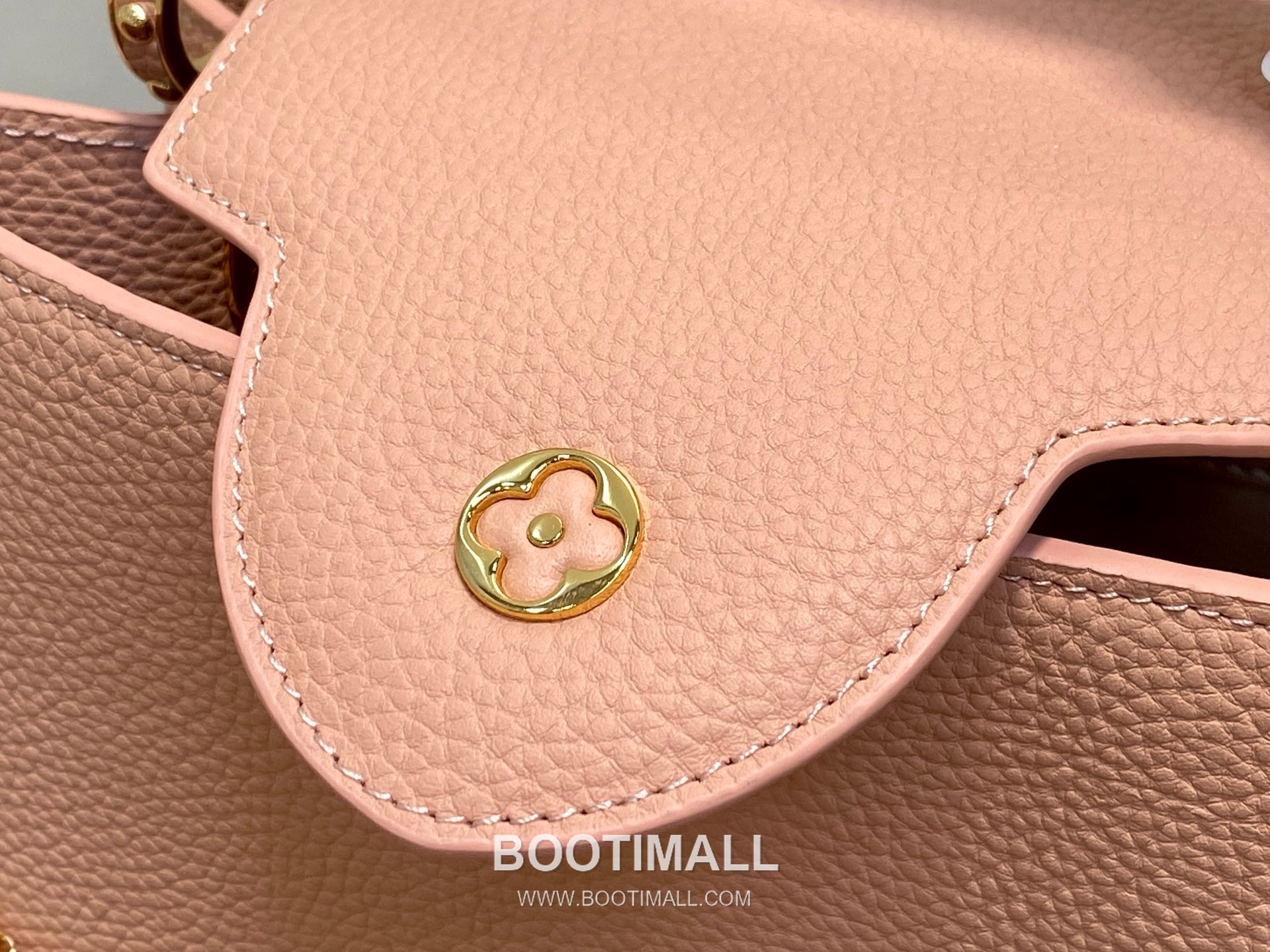 Louis Vuitton Capucines BB Taurillon Leather Chain Bag M28197 루이비통 카퓌신 BB 토리옹 레더 체인백 31cm 7