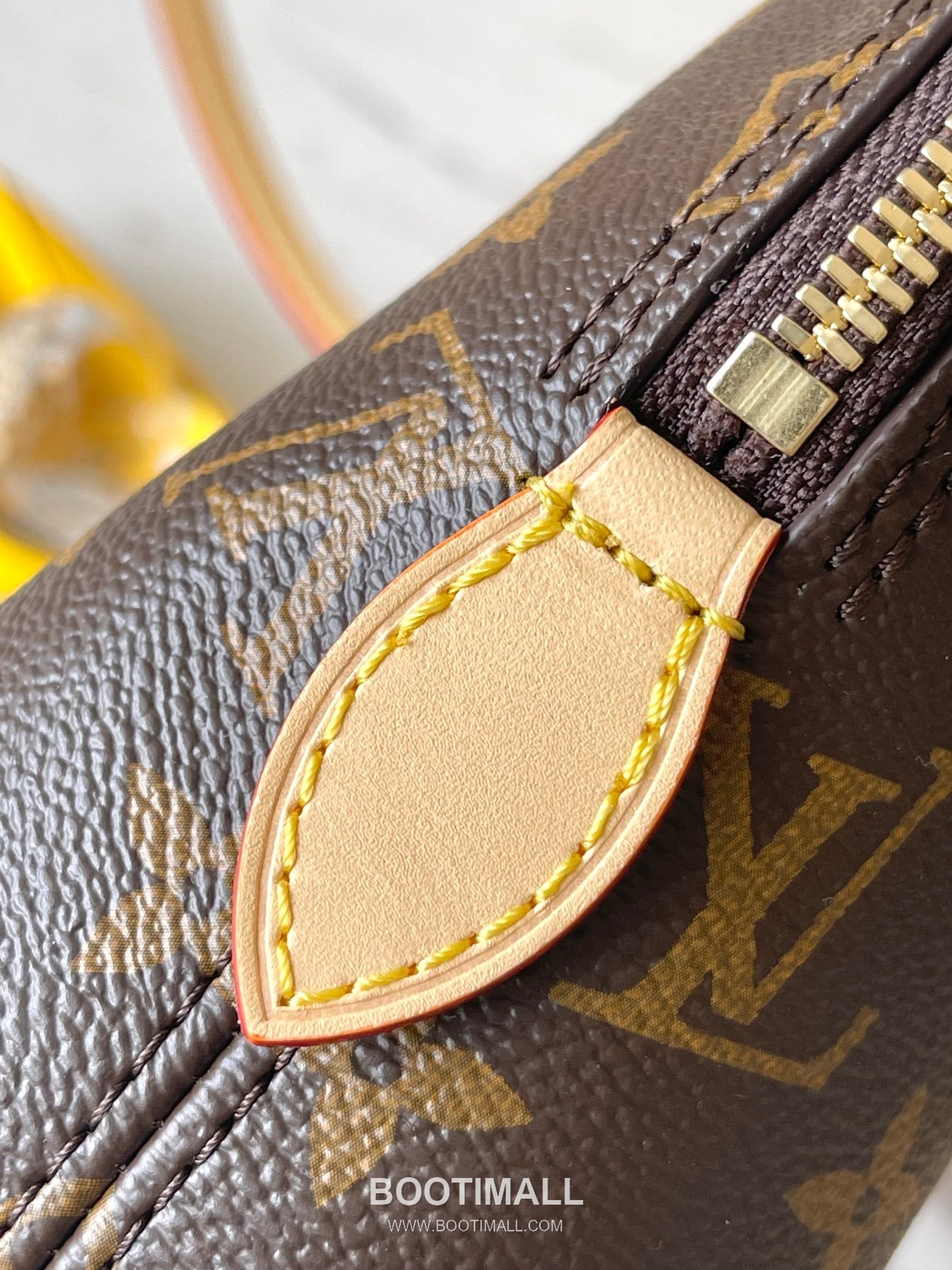 Louis Vuitton Squire Leather Shoulder Bag M28951 루이비통 스콰이어 레더 숄더백 30cm 13