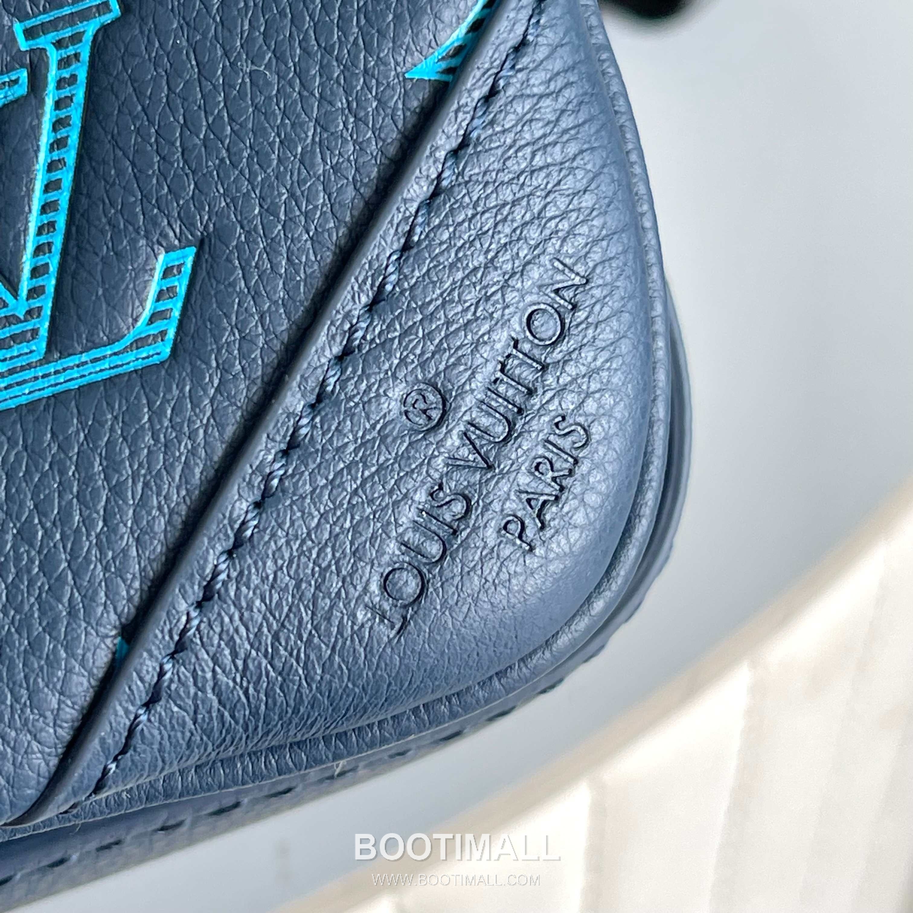 Louis Vuitton Trio Messenger Monogram Embossed Leather Bag M46604 루이비통 트리오 메신저 모노그램 엠보싱 레더 크로스백 25cm 5