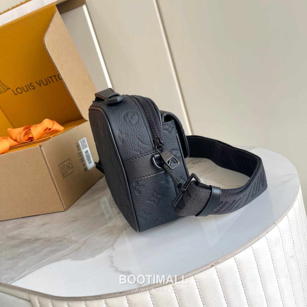 Louis Vuitton S Lock Messenger Taurillon Leather Bag M58489 루이비통 S 락 메신저 토리옹 레더 크로스백 22cm 2