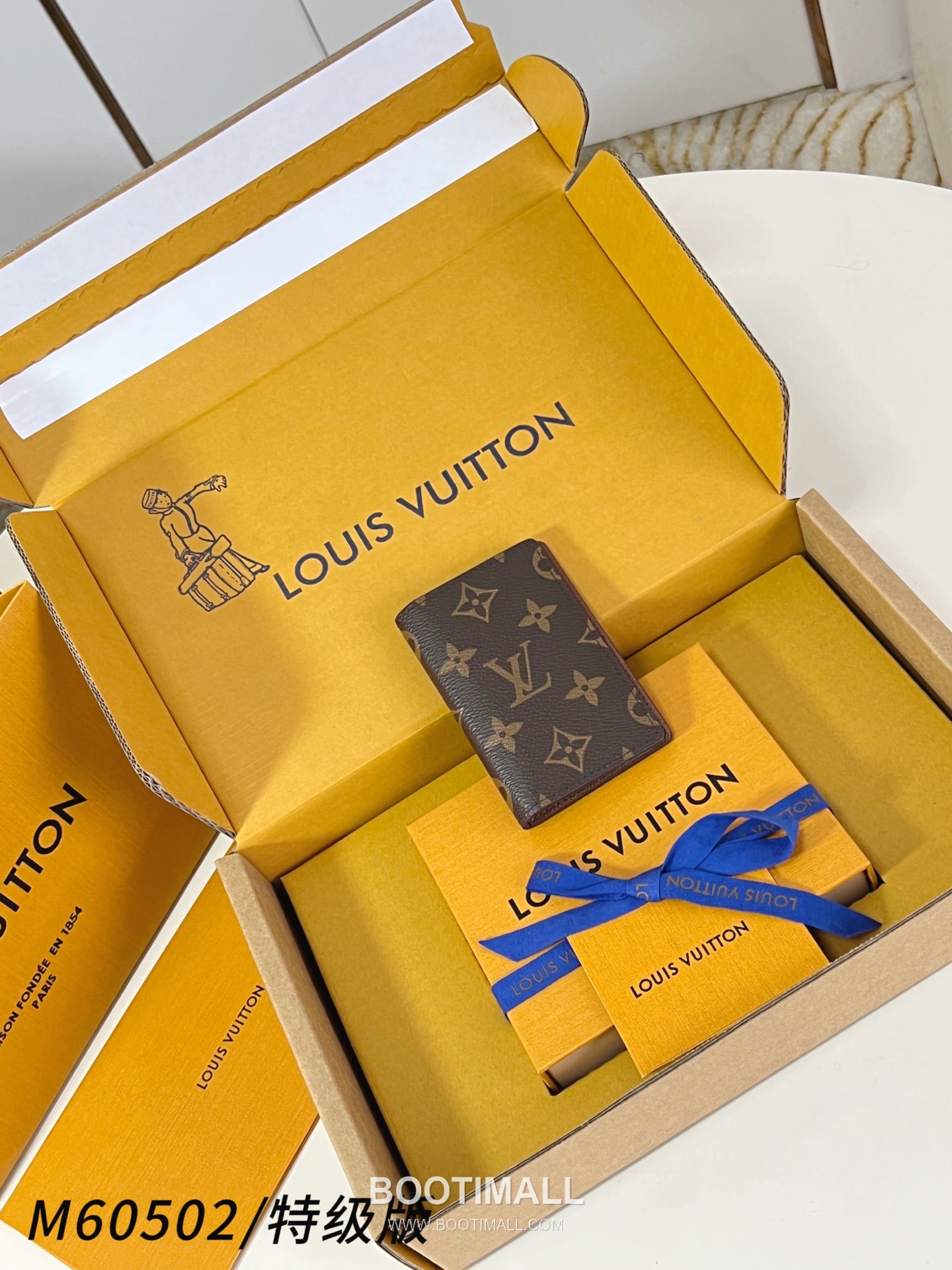 Louis Vuitton Pocket Brushed Monogram Leather Brown Card Holder 루이비통 포켓 브러시드 모노그램 M60502 가죽 브라운 카드홀더 11.1cm 1