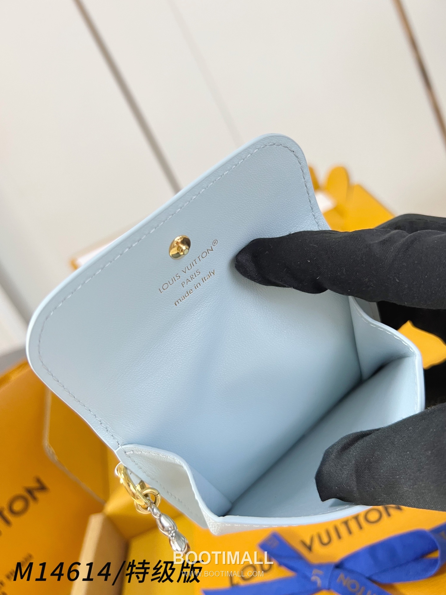 Louis Vuitton Tiny Recto Verso Bloom Calfskin Multicolor Card Holder 루이비통 타이니 렉토 베르소 블룸 카프스킨 멀티컬러 카드홀더 10cm 9