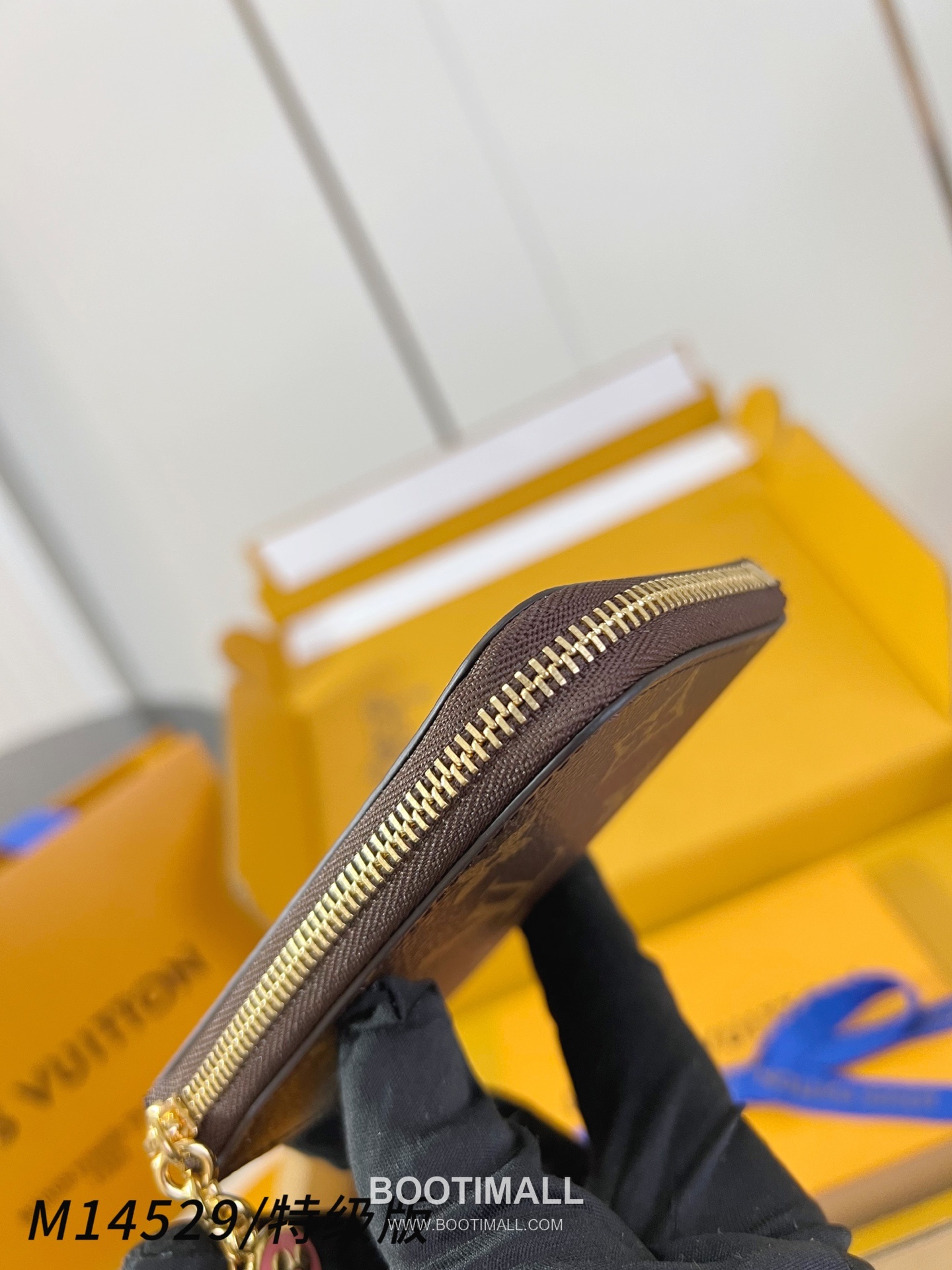 Louis Vuitton Noa Monogram Canvas Brown Key Pouch 루이비통 노아 모노그램 M14529 캔버스 브라운 키파우치 11cm 5