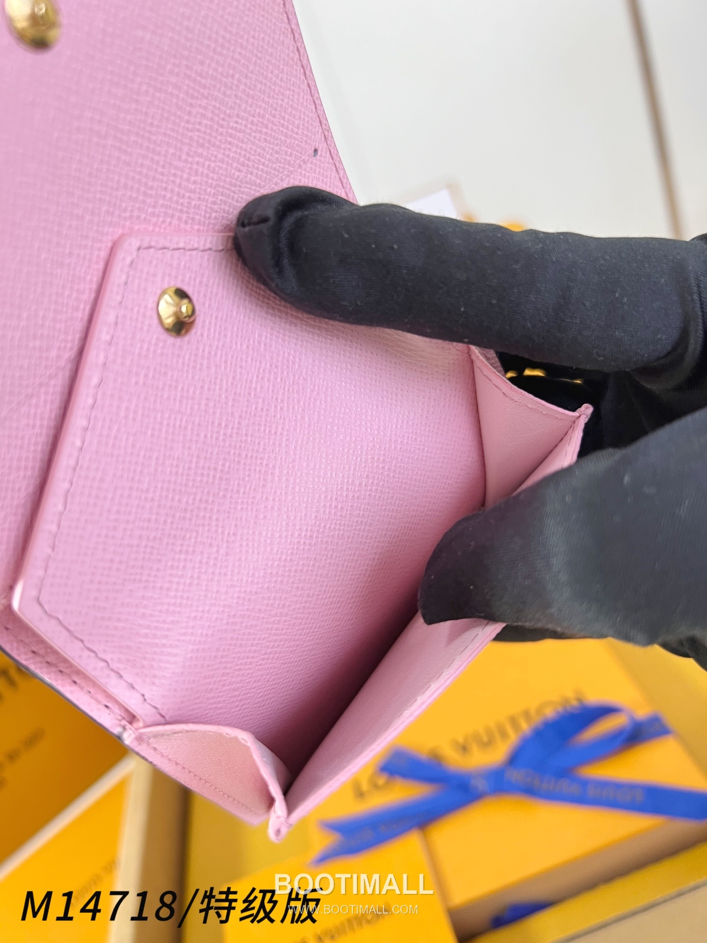 Louis Vuitton Charms Monogram Pocket Canvas Brown Zip Wallet 루이비통 참스 모노그램 포켓 캔버스 브라운 지퍼 지갑 10cm 8