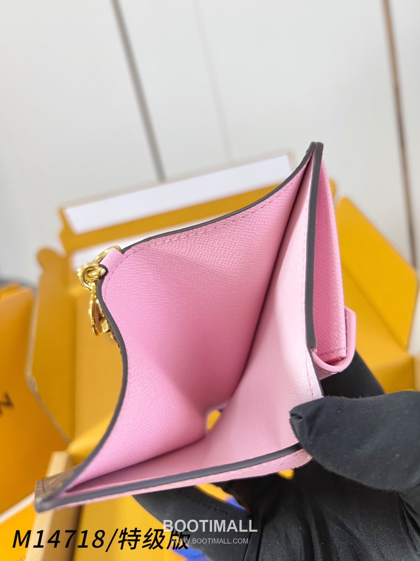 Louis Vuitton Charms Monogram Pocket Canvas Brown Zip Wallet 루이비통 참스 모노그램 포켓 캔버스 브라운 지퍼 지갑 10cm 10