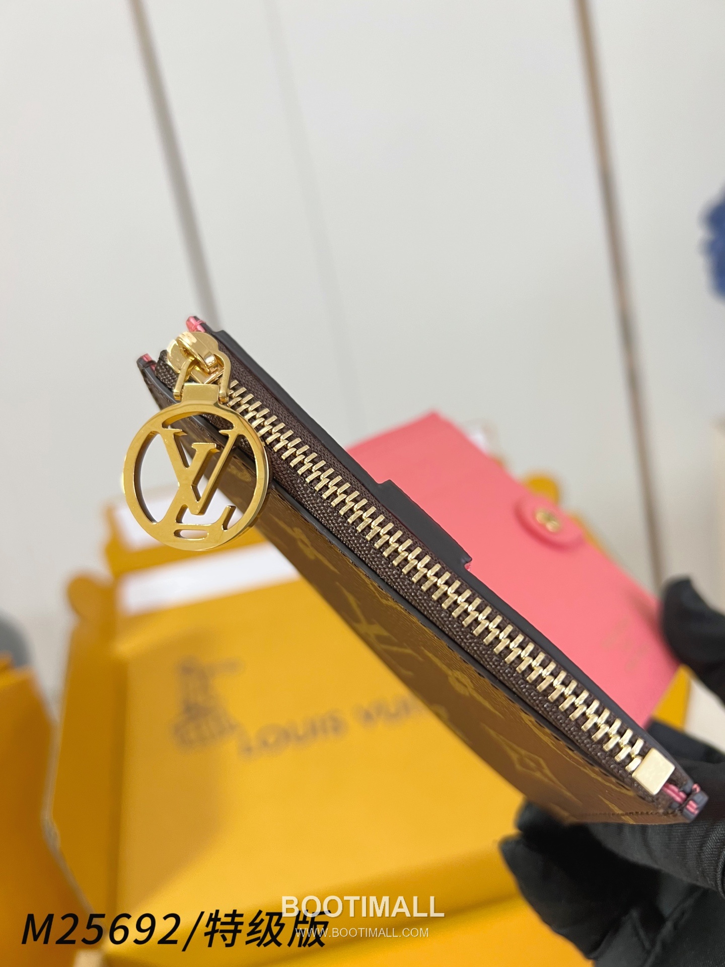 Louis Vuitton Lisa Monogram Canvas Pink Zip Wallet 루이비통 리사 모노그램 M25692 캔버스 핑크 지퍼 지갑 11.5cm 6