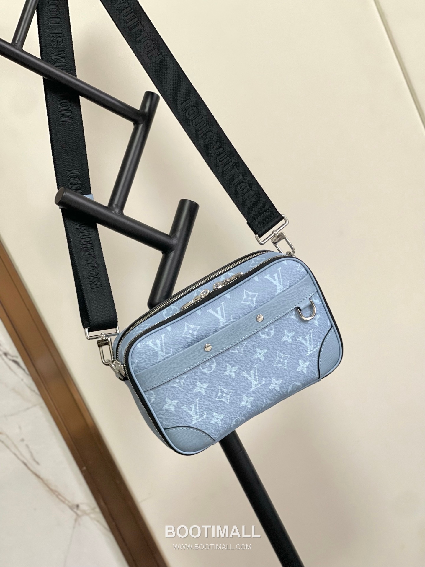 Louis Vuitton Alpha Monogram Taiga Coated Canvas Card Holder 루이비통 알파 모노그램 타이가 M14073 M46955 코팅 캔버스 카드홀더 24cm 1