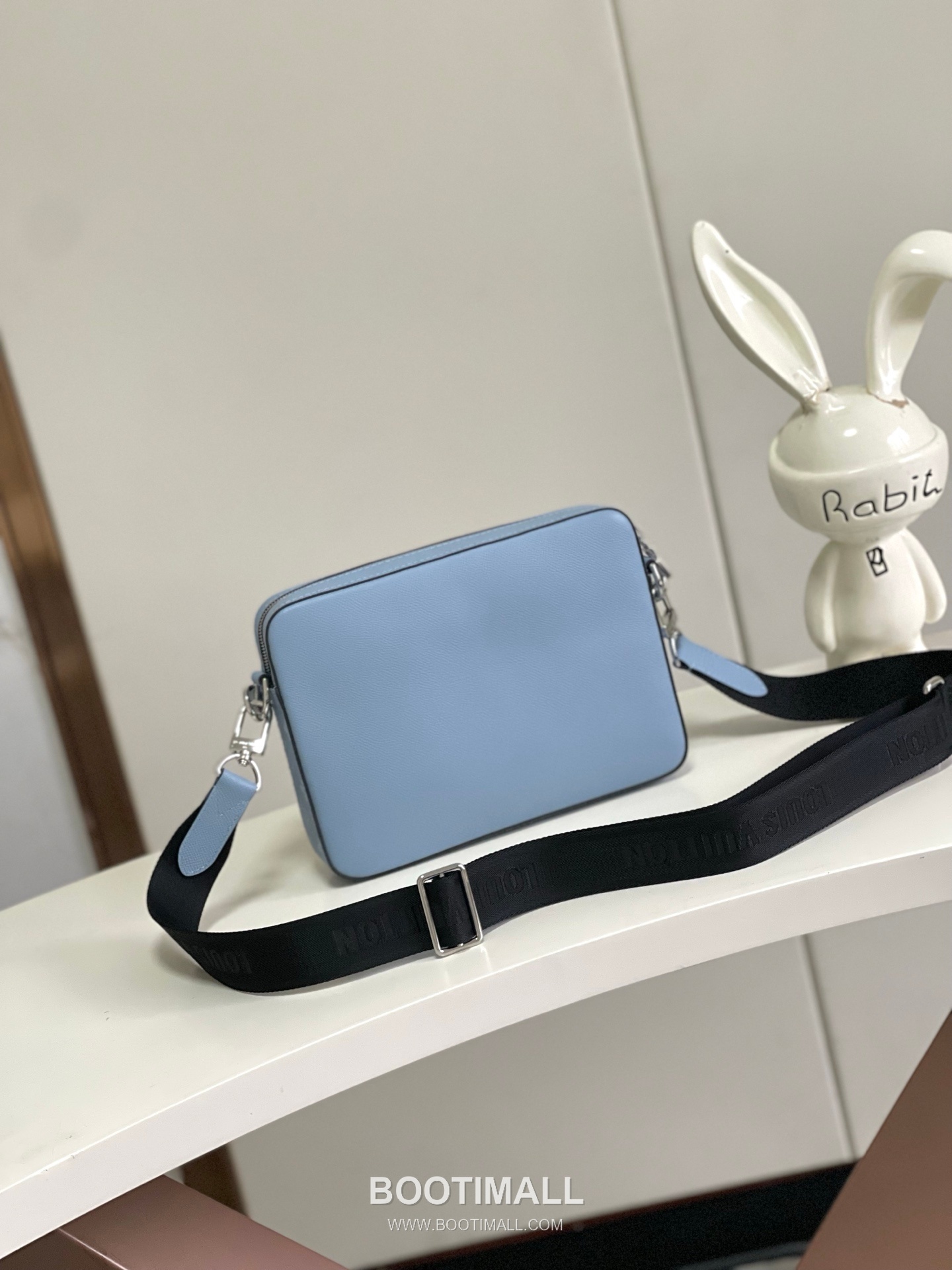 Louis Vuitton Trio Monogram Taiga Coated Canvas Zip Wallet 루이비통 트리오 모노그램 타이가 M14069 코팅 캔버스 지퍼지갑 25cm 4