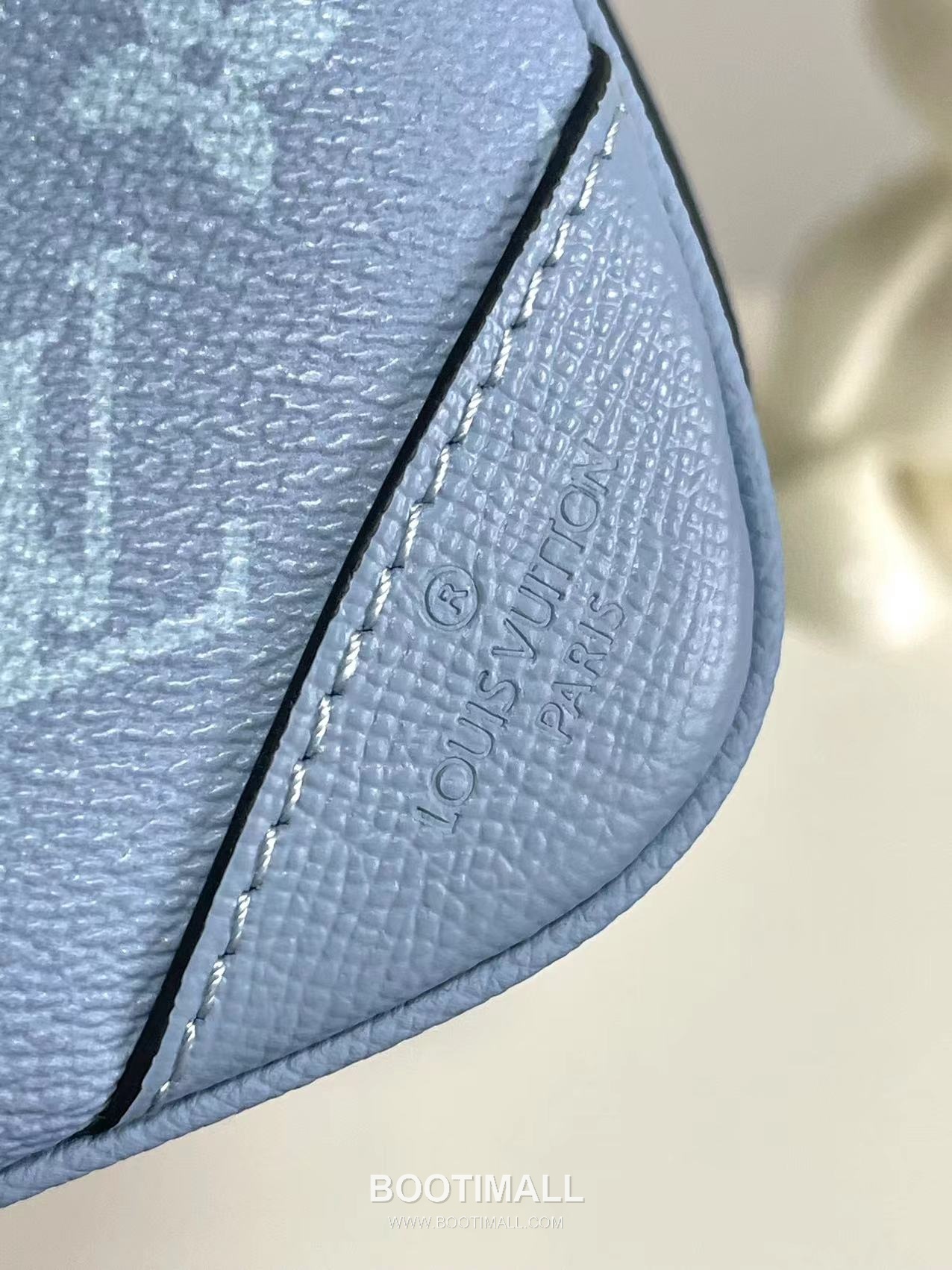 Louis Vuitton Trio Monogram Taiga Coated Canvas Zip Wallet 루이비통 트리오 모노그램 타이가 M14069 코팅 캔버스 지퍼지갑 25cm 6