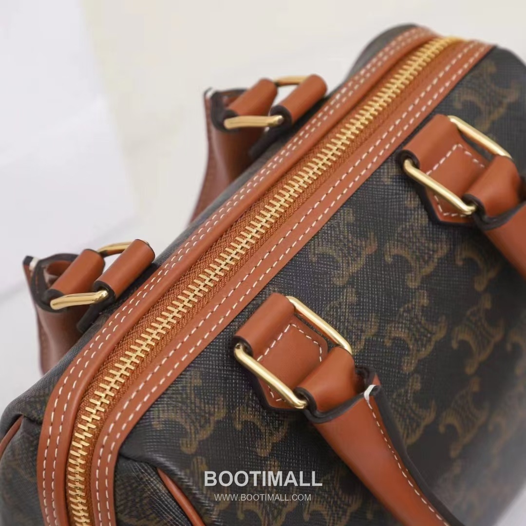 Celine Triomphe 113772 Calfskin Boston Bag 셀린느 113772 카프스킨 보스턴백 20cm 16