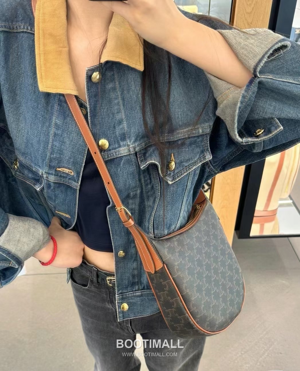 Celine HOBO Triomphe 117252 Calfskin Brown Hobo Bag 셀린느 HOBO 117252 카프스킨 브라운 호보백 24cm 3