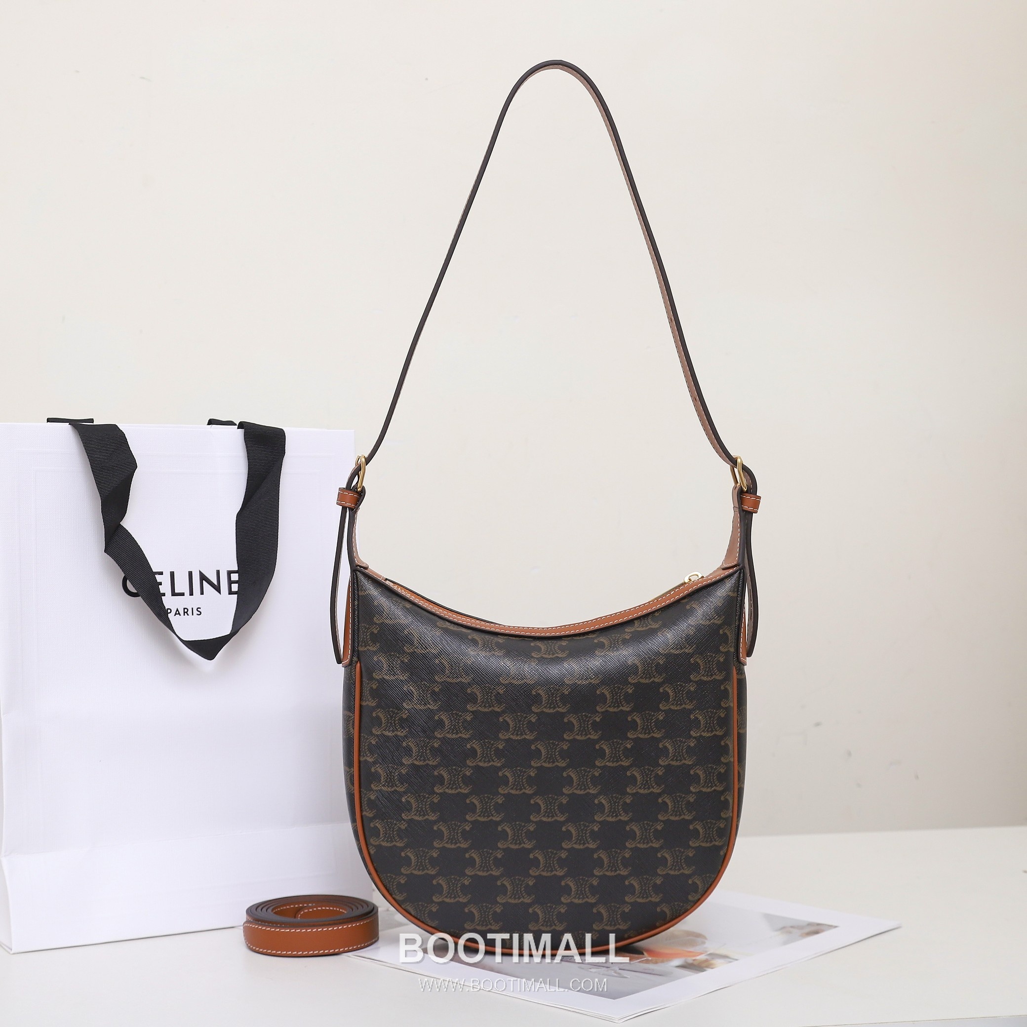 Celine HOBO Triomphe 117252 Calfskin Brown Hobo Bag 셀린느 HOBO 117252 카프스킨 브라운 호보백 24cm 9