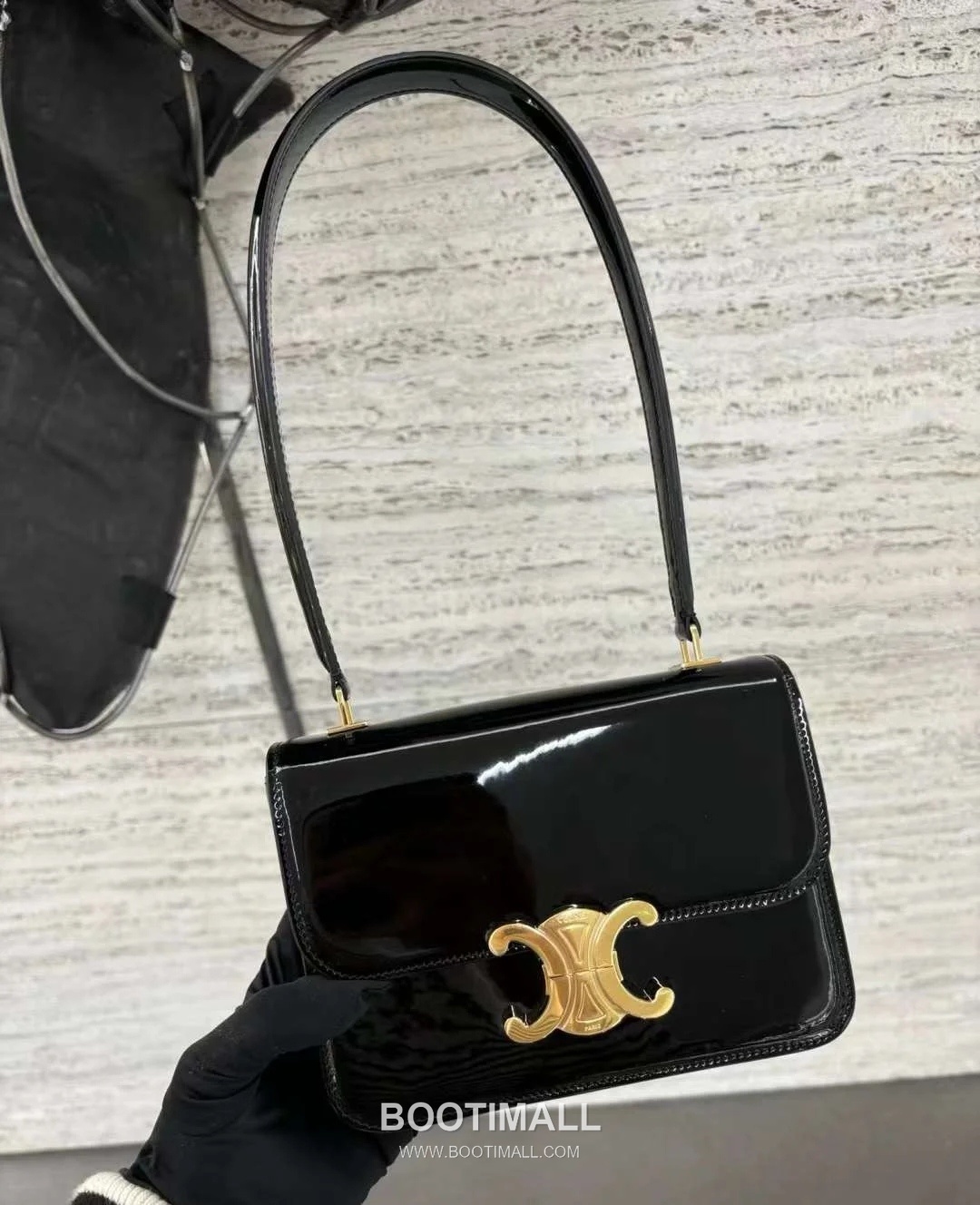 Celine Triomphe 118053 Calfskin Black Shoulder Bag 셀린느 118053 카프스킨 블랙 숄더백 18cm 6