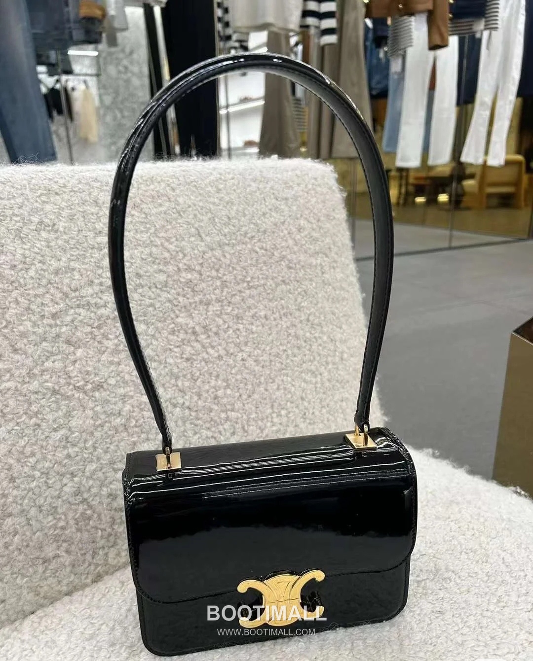 Celine Triomphe 118053 Calfskin Black Shoulder Bag 셀린느 118053 카프스킨 블랙 숄더백 18cm 7
