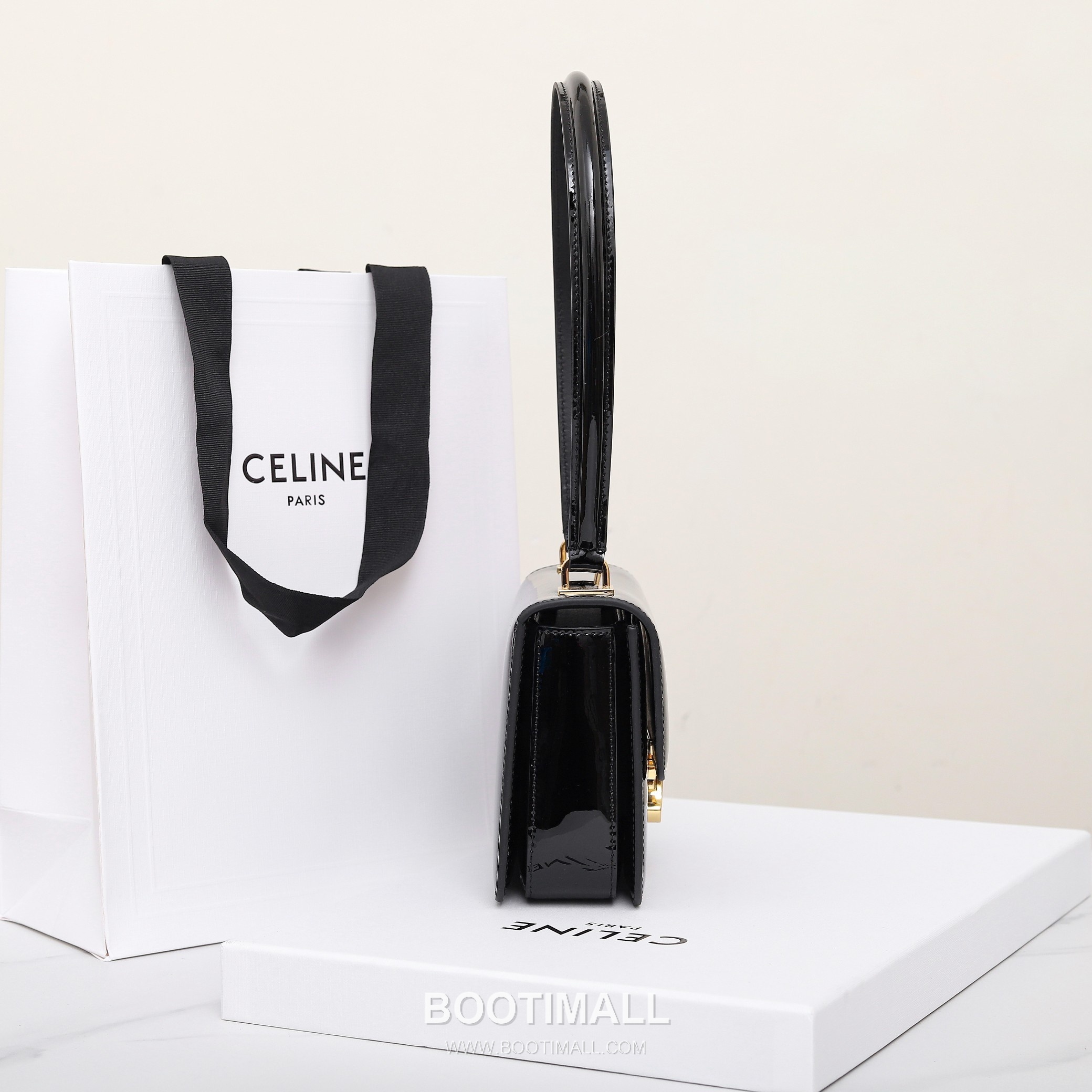 Celine Triomphe 118053 Calfskin Black Shoulder Bag 셀린느 118053 카프스킨 블랙 숄더백 18cm 12