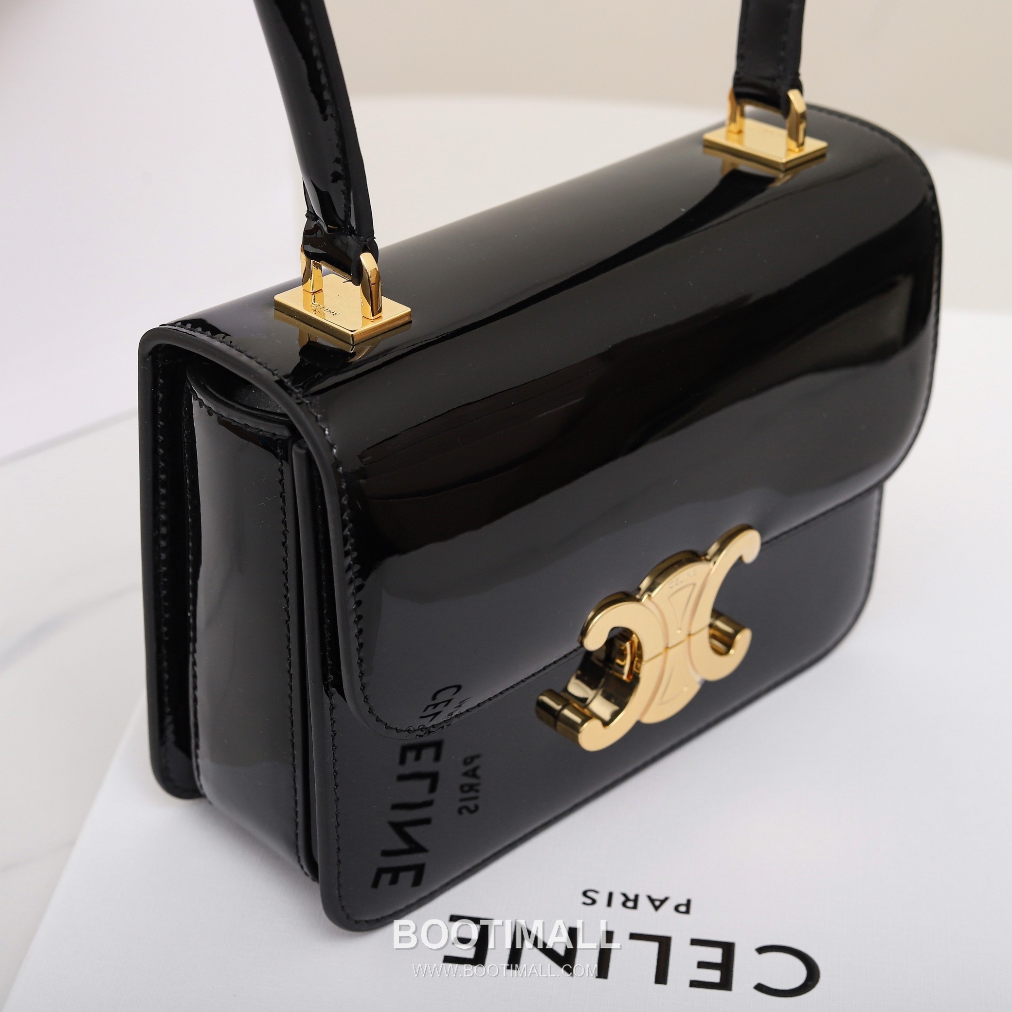 Celine Triomphe 118053 Calfskin Black Shoulder Bag 셀린느 118053 카프스킨 블랙 숄더백 18cm 16