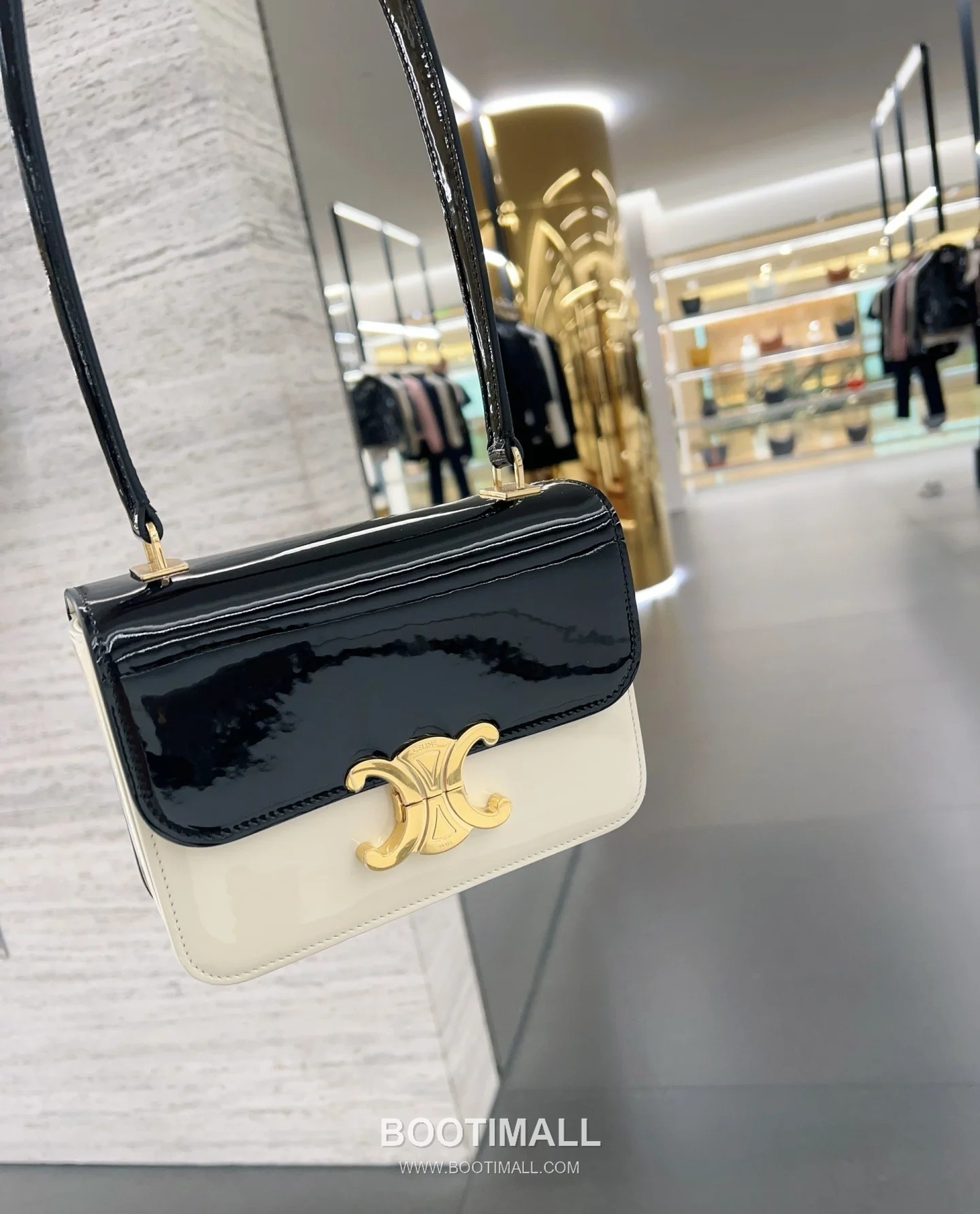 Celine Triomphe 118053 Calfskin Black Shoulder Bag 셀린느 118053 카프스킨 블랙 숄더백 18cm 4