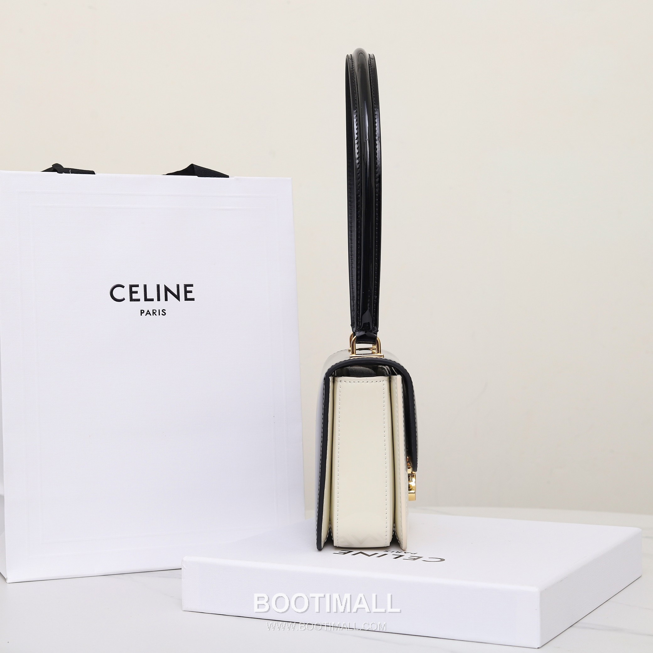 Celine Triomphe 118053 Calfskin Black Shoulder Bag 셀린느 118053 카프스킨 블랙 숄더백 18cm 12