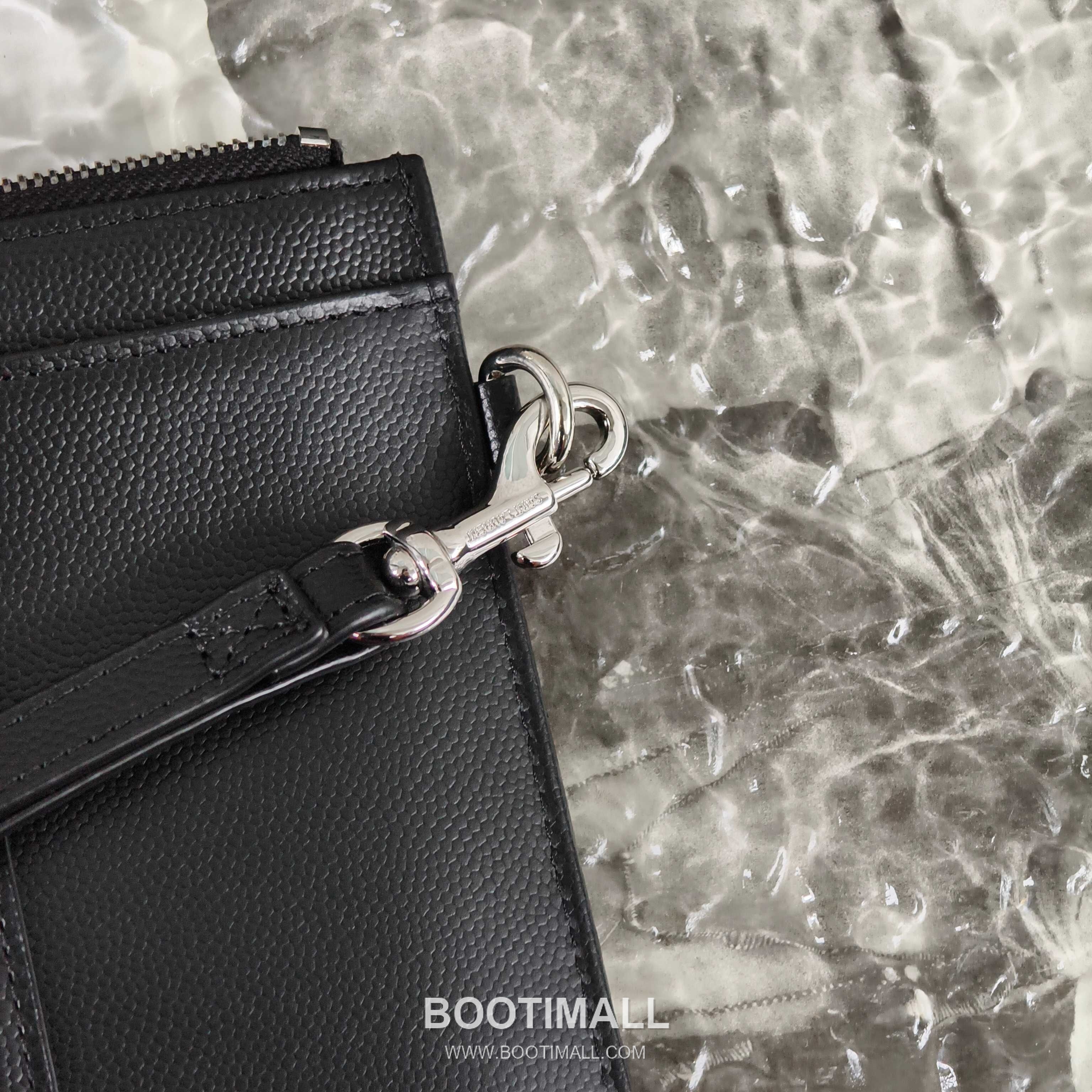 Saint Laurent Cassandre Grain de Poudre Leather Zip Pouch 423297 생로랑 카산드르 그레인 드 푸드르 송아지가죽 지퍼 클러치 23cm 8